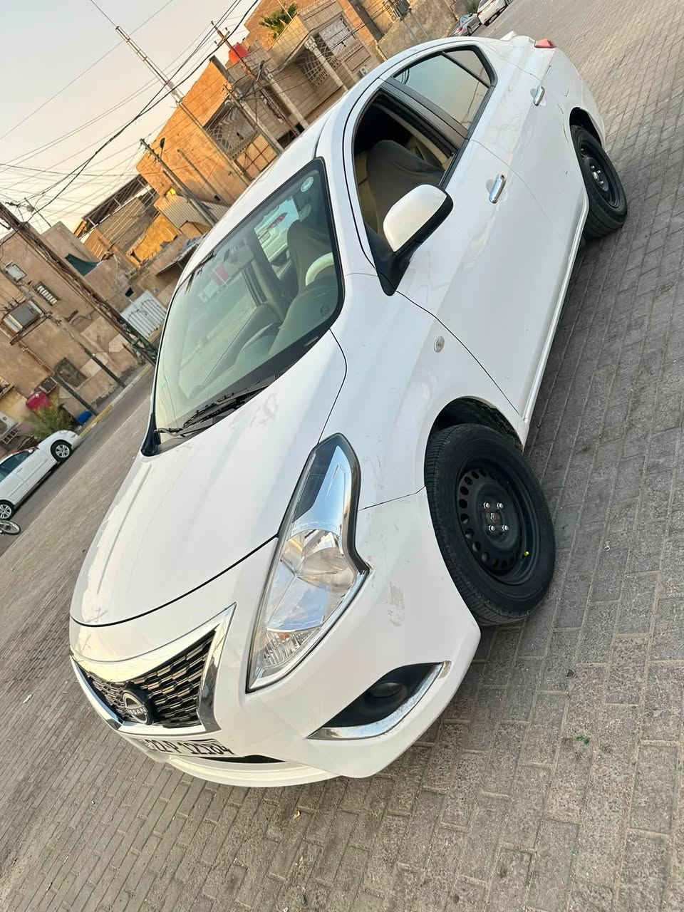 نيسان صني 2024 هندي ابو بليته زركه
رقم اربيل جديد تحويل او وكاله
مكفول صبغ ضربه تبديل عد بارد موضح بصور وبعض ملاحضات شوف عين ماشيه 54km
موصفات سني لهندي معروفه سعر 116وبيه مجال بسيط لشراي يتصل ***********
مكلف بنشر الاستفار اتصال عل رقم
