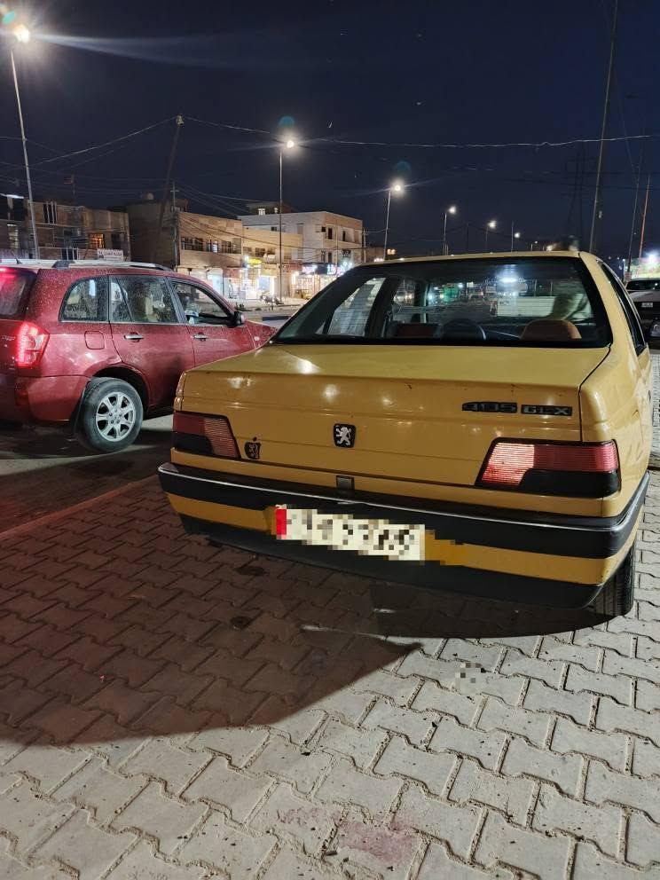 بيجو جي ال اكس ٤٠٥
 موديل ٢٠١٢
مكفوله من صبغ وضربه وتبديل 
ماشية ١٤٩كم حقيقي 
مصفرة هيئه وغرامات ابيع تحويل مباشر . 
للتواصل واتساب *********** بغداد, العراق
