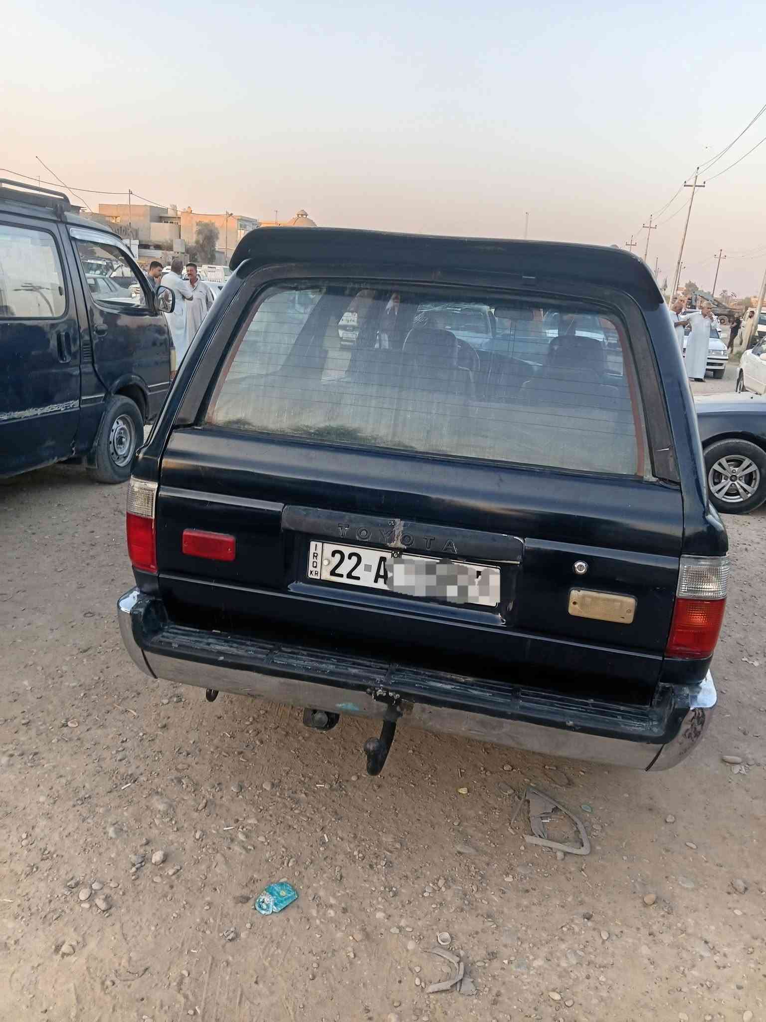 سيارة تيوتة البيع مكينة بلاد 6بي كير عادي نظيف سيارة بية جفية على بابة صدر،،موديل 1991 سنوية جديدة شرط تحويل رقم اربيل،،  اطلع تراي وين متريد سيارة جهازة من كلشي كهربائية كلشي بية شغل،، سعرة 35 ورقة بية مجال،، ستفسار اكثر اتصل ***********،، اتصل اني مكلف بنشر،،
