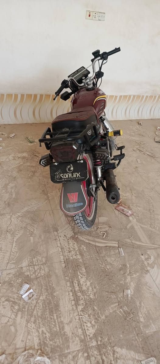 سونك • ٢٠٠ • بدون اراق