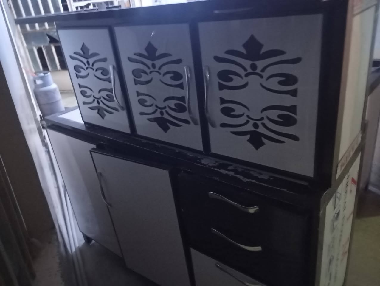 كونتر متر نص ثلث قطع للبيع150الف
***********

