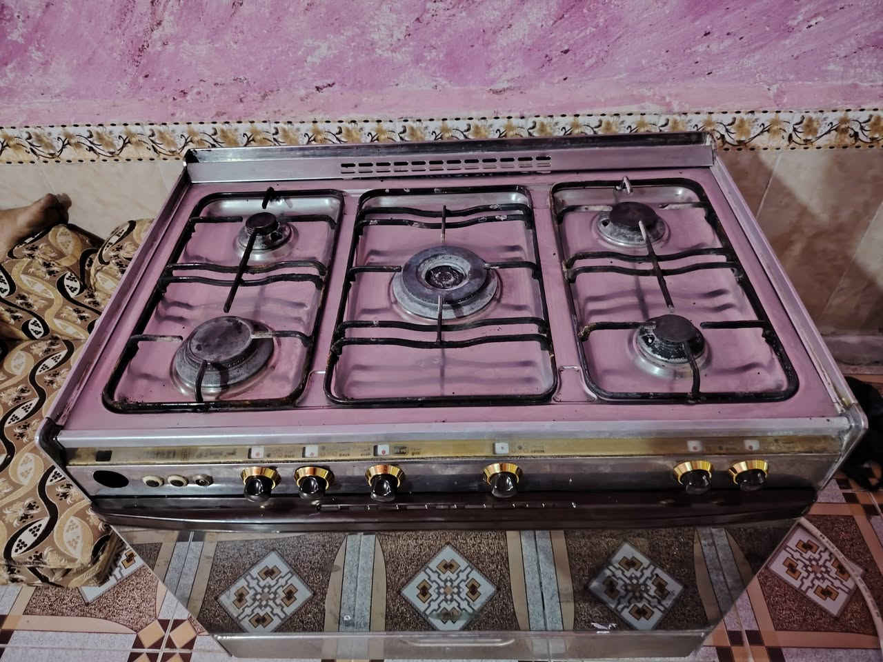 طباخ كريازي 210 وبي مجال لشراي ناصريه مركز ***********
