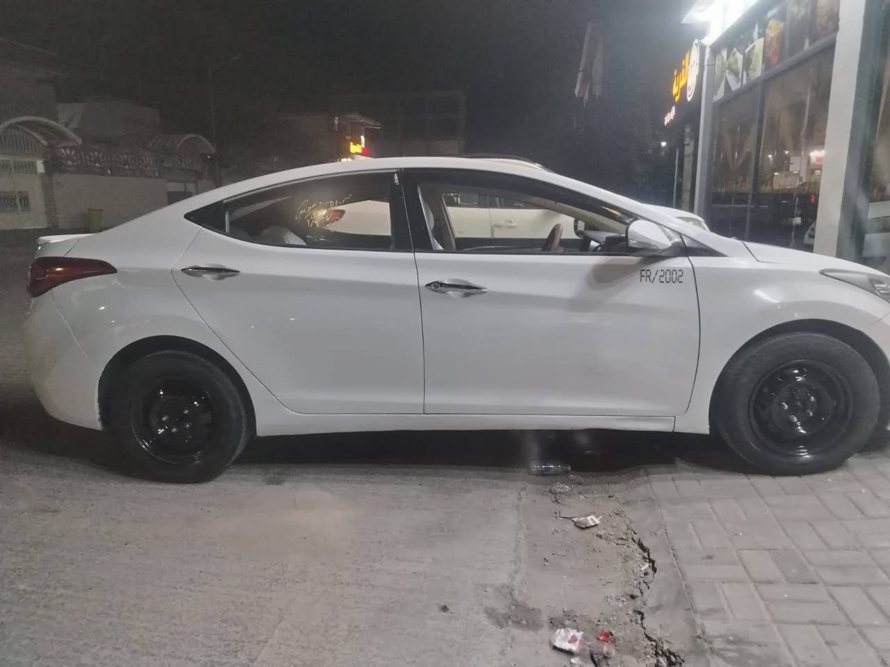 السعر 88
سلام عليكم النترة 12بيهة اقل قطعتين وتبديل بنيد بلادي مو تجاري مال تفصيخ والباقي كفالة تبريد حدادية السيارة بأسمي مراوس اقى منهة محتاز فلوس مكينة 1600 مامفتوحة بلادية ***********
