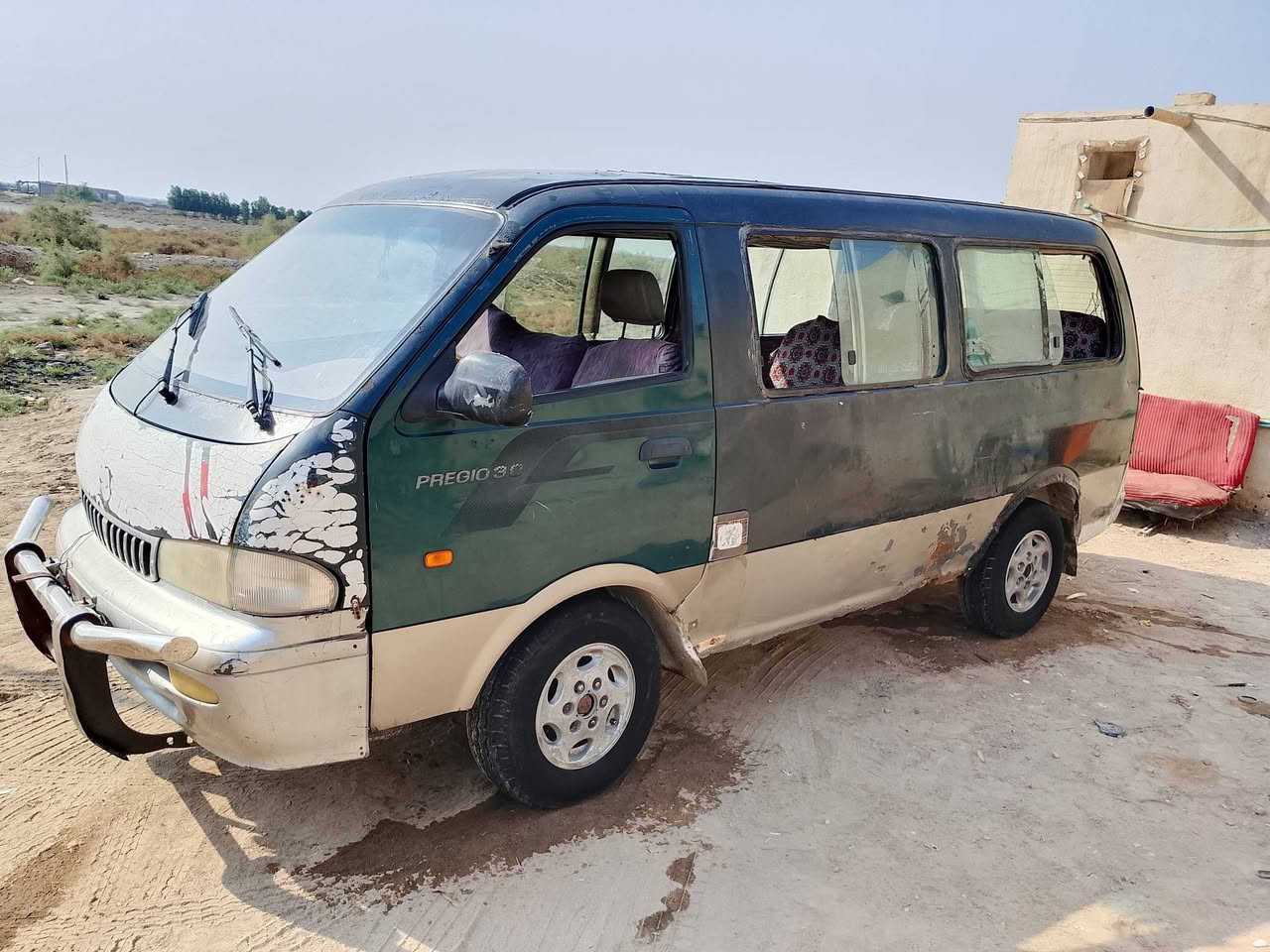 سيارة • موقع غير محدد • بيهه مداور