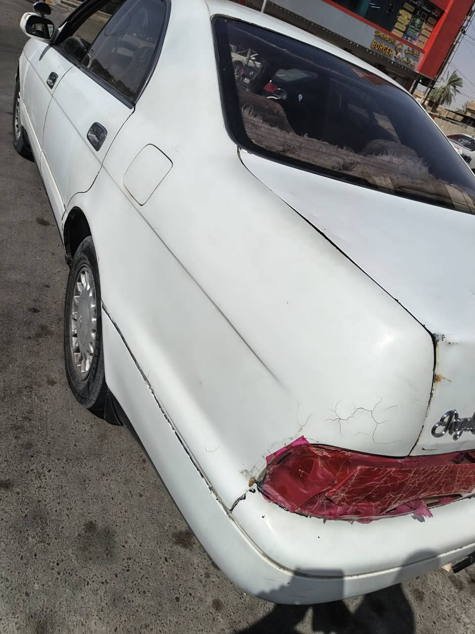 السلام عليكم
سياره بطه للبيع متصل موديل 1992

محرك VVT

رقم انبار دولي بااسمي شرط تحويل او وكاله  السعر 47 وبيه مجال

تبريد فقط كمبريسر عاطل

لون ابيض سنويه لل 2029

فقط جاملغ خلفي وراه السايق

صدر نص عمر تايرات نص عمر 

مكاني صلاح الدين بيجي للاستفسار

***********
