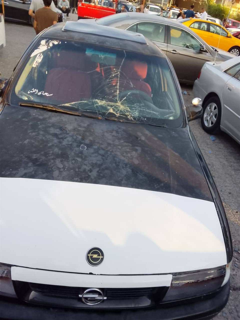 سلام عليكم للبيع اوبل فكترا 20 كير عادي
شرط تحويل والغرامة سنويه صاقطه 4 سنوات
سياره بدون ضربه بدون صبغ 
سعر 30 بي مجال
***********
