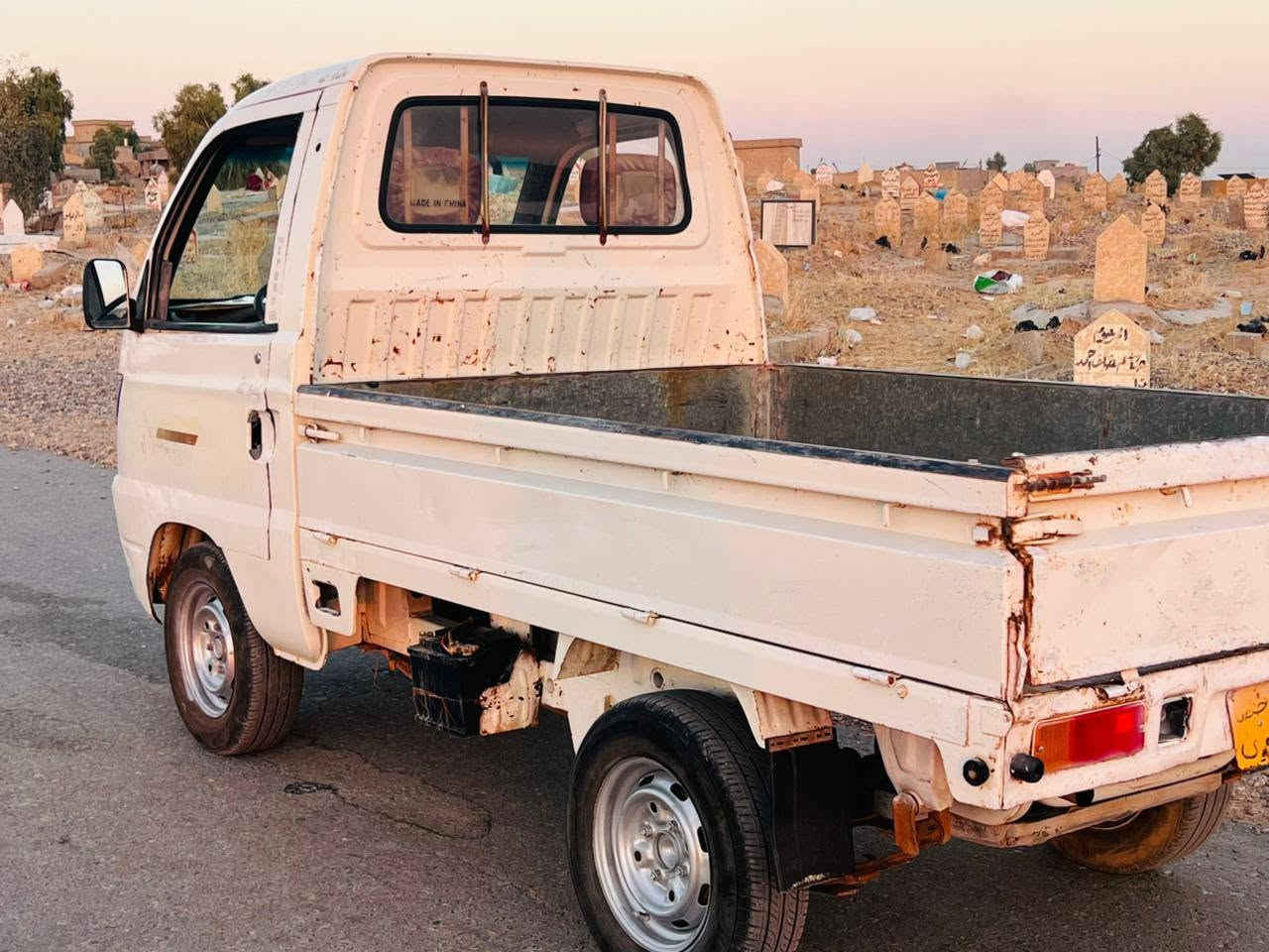 السلام عليكم كيه هيفه اللبيع محرك معمر جديد كير اكسن بشرط كهربائية شقاله تواير اربعه جدد شواصي بشرط بدون قطره لحيم او خياس منفيس كامل الصلي صدر معمر جديد خلفي امامي راديتر جديده سلف جديد باتري جديد سياره مال جناي مكاني صلاح الدين الشركاط السعر 20والشراي يتصل عل رقم ***********
