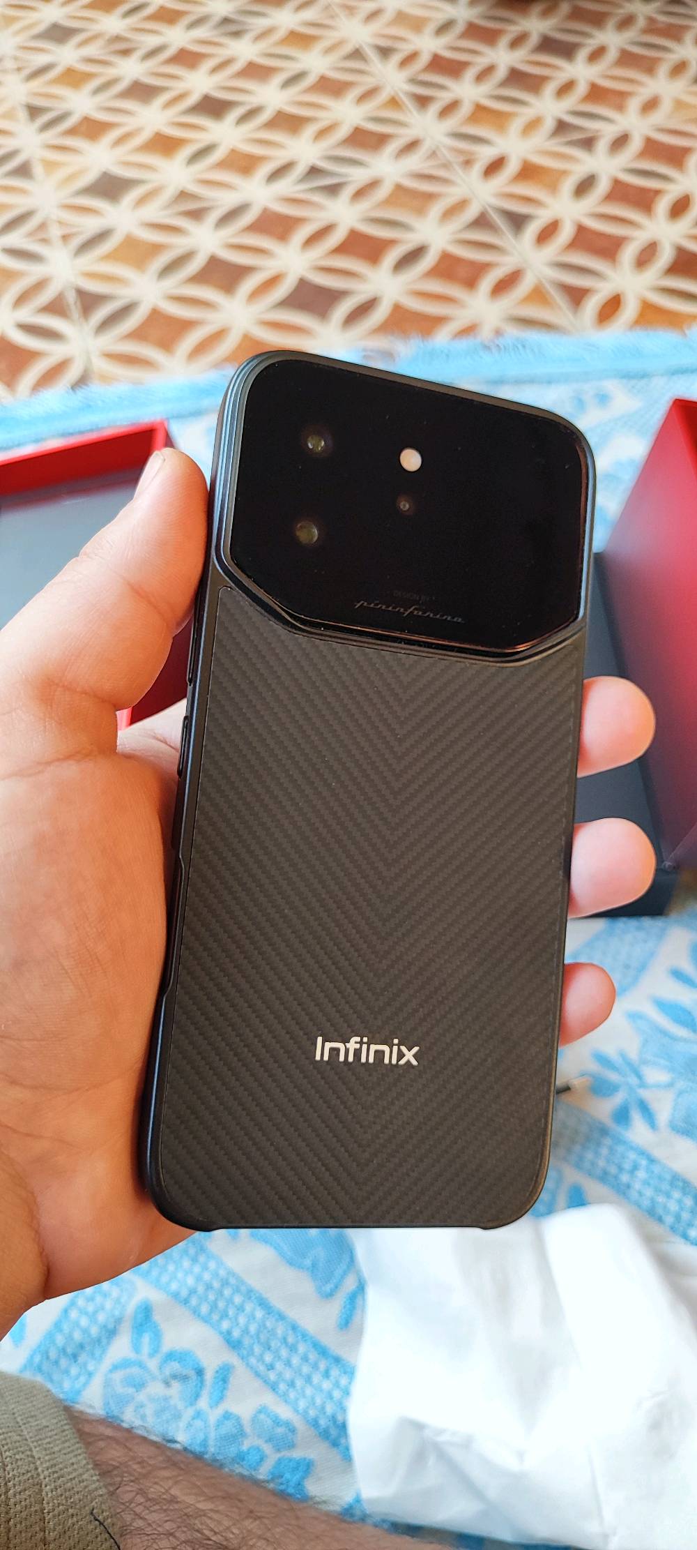 انفنكس نوت60 الترا نسخه (بانين فاراني)
ذاكره  512GB/12
سلفر مستخدم يومين وبنظافه 100٪
مع كامل المحلقات كما موضح بالصور البوكس والشاحن السلكي 100 واط والشاحن اللاسلكي 50 واط مع حامل الشاحن اللاسلكي المكتبي ولاصق وكفر اصلي
مكاني ديالى 
السعر 950 الف 
للاستفسار ***********