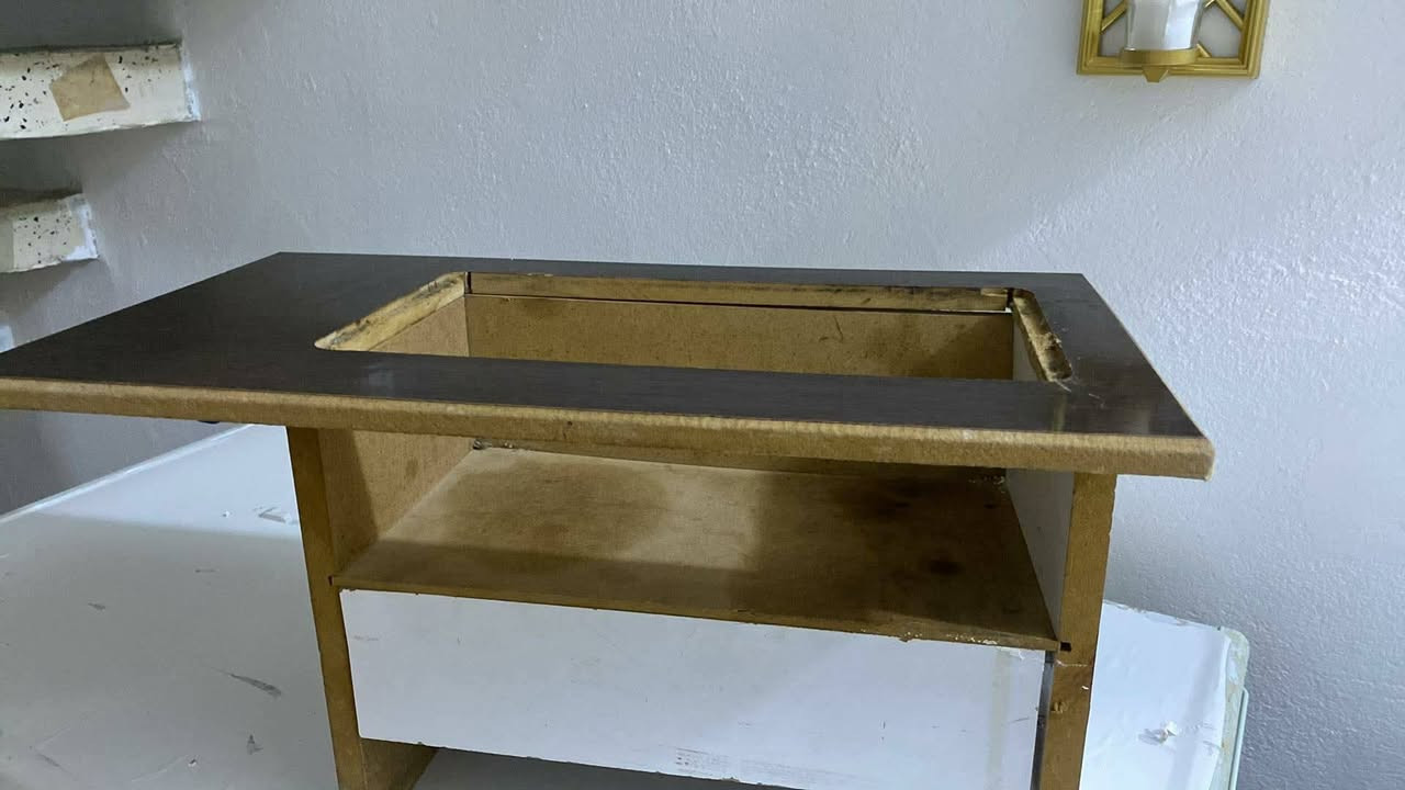 للبيع برميل نفط +قاعده مكينه سعر البرميل 25 سعر قاعده مكينه 10 التواصل أكتب و ادخلك خاص إني أو اتصل الرقم *********** متواجد واتساب هم
