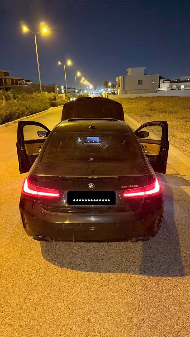 السلام عليكم 
M340i
2023
فول مواصفات 
قطعتين مبدلات بدون صبغ
سعر مناسب جدا
*********** موجود واتساب
