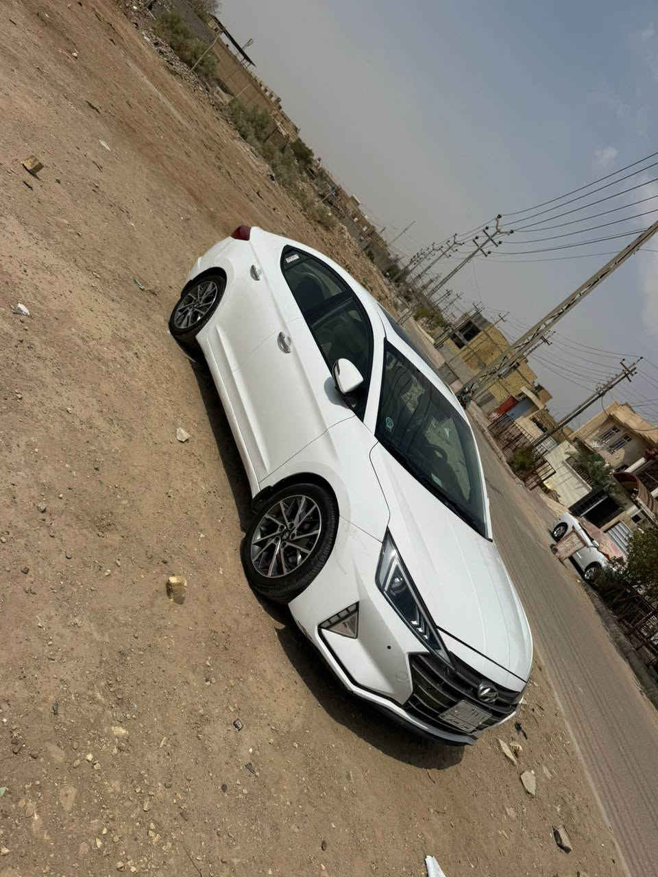 النترا 2020 خليجي 
رقم بصره ماشيه ١٣٠ الف 
مكان السياره ميسان العماره للأستفسار الاتصال ع رقم *********** عمارة, ميسان
