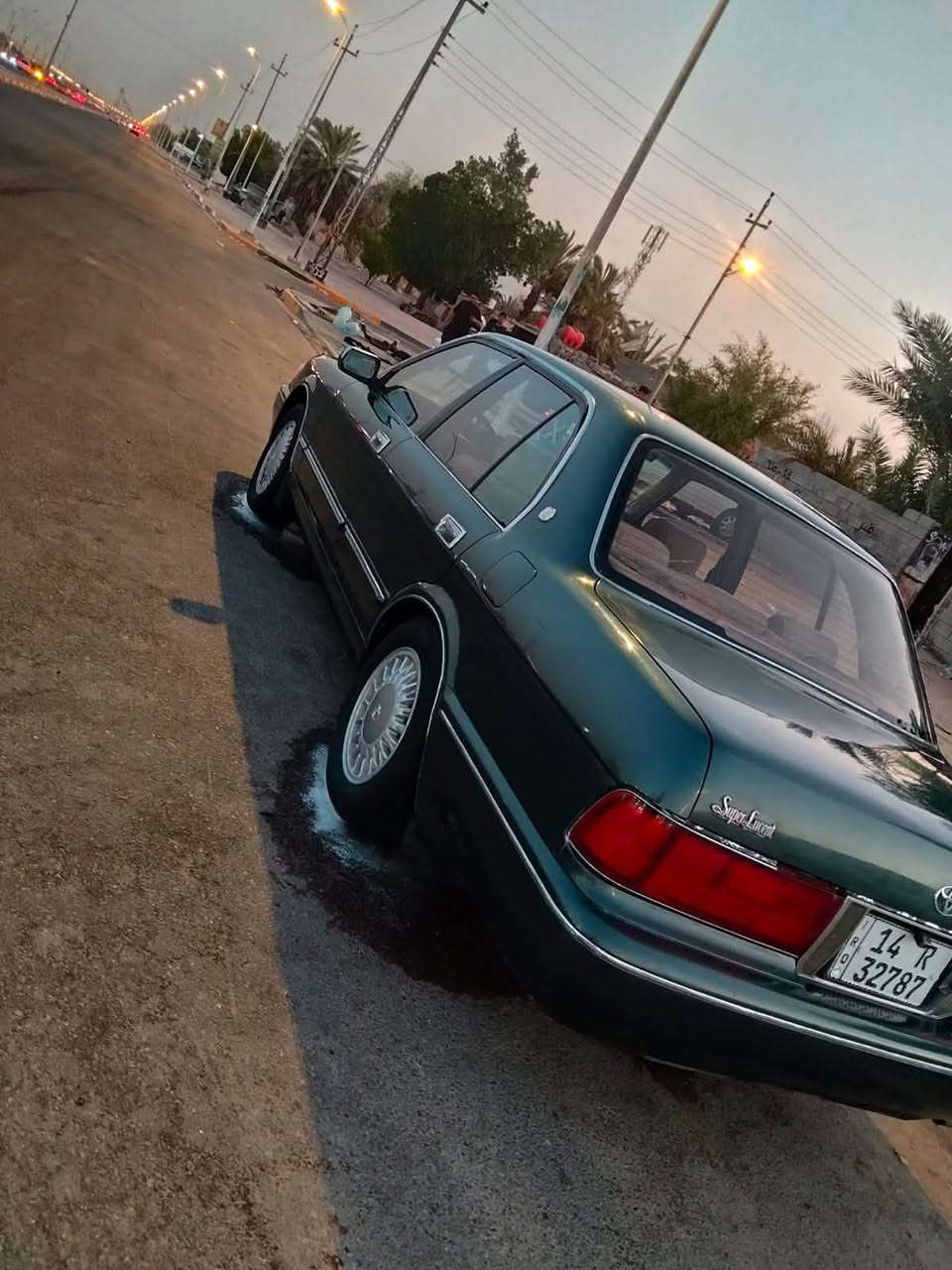 سلام عليكم رنب جناز موديل 1995 محرك وكير كفاله تخم تاير تبريد ثلج باتري جديد حداديه 100بل100 كهربايات كله شقاله رقم بصره بسمي سنويه 31 مكفوله من الكص ونقل والعيب شرعي وشاصي وضربه مصبوغه جمالي السعر 68 وبيه مجال العنوان البصره زبير رقم الهاتف *********** اسيه ***********

