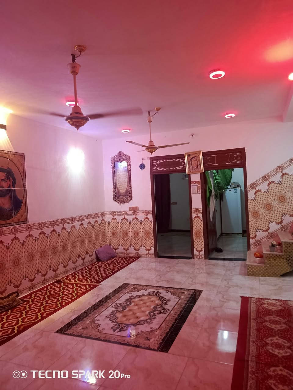 على بركة  الله يوجد بيت #للبيع المساحه( 350م) مع قطعت ارض يحتوي البيت علا غرفتين وصاله ومطبخ وستقبال وصحيات بناء جديد بيت خير من الله داخل كله سراميك جدار + ارضي مطبك  جاهز للسكن كافه الخدمات  خط كهرباء + خط مولد+ ماء اساله + تبليط (سند 25 طابو زراعي )(الموقع عفك ثريمه قرب سيد ابو عجه سعر خاص ملاحضه المو شراي لايتصل   للتواصل عبر رقم الهاتف📞(***********)
