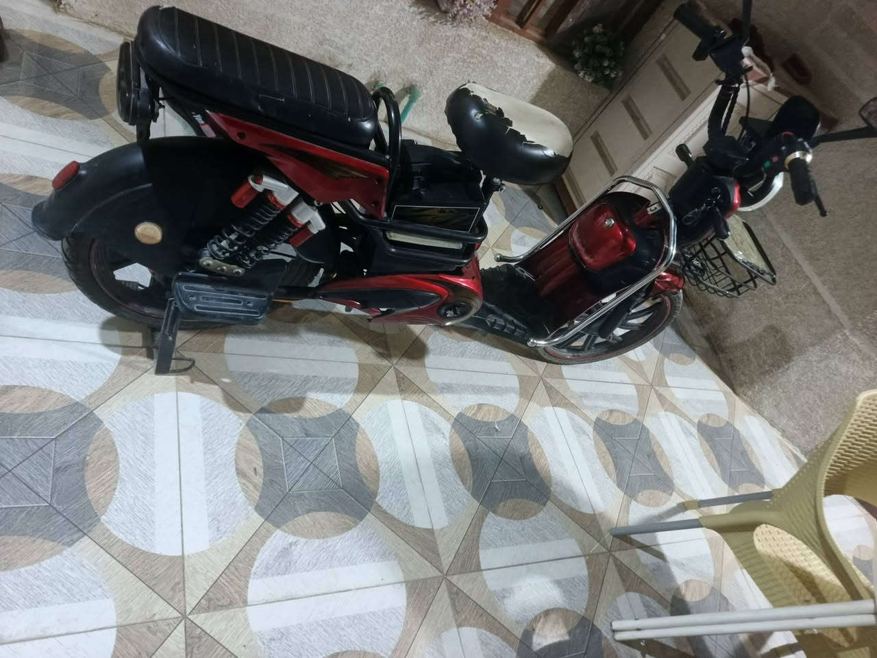 بايسكل شحن للبيع السعر 375 وبي مجال التواصل خاص أو ***********
