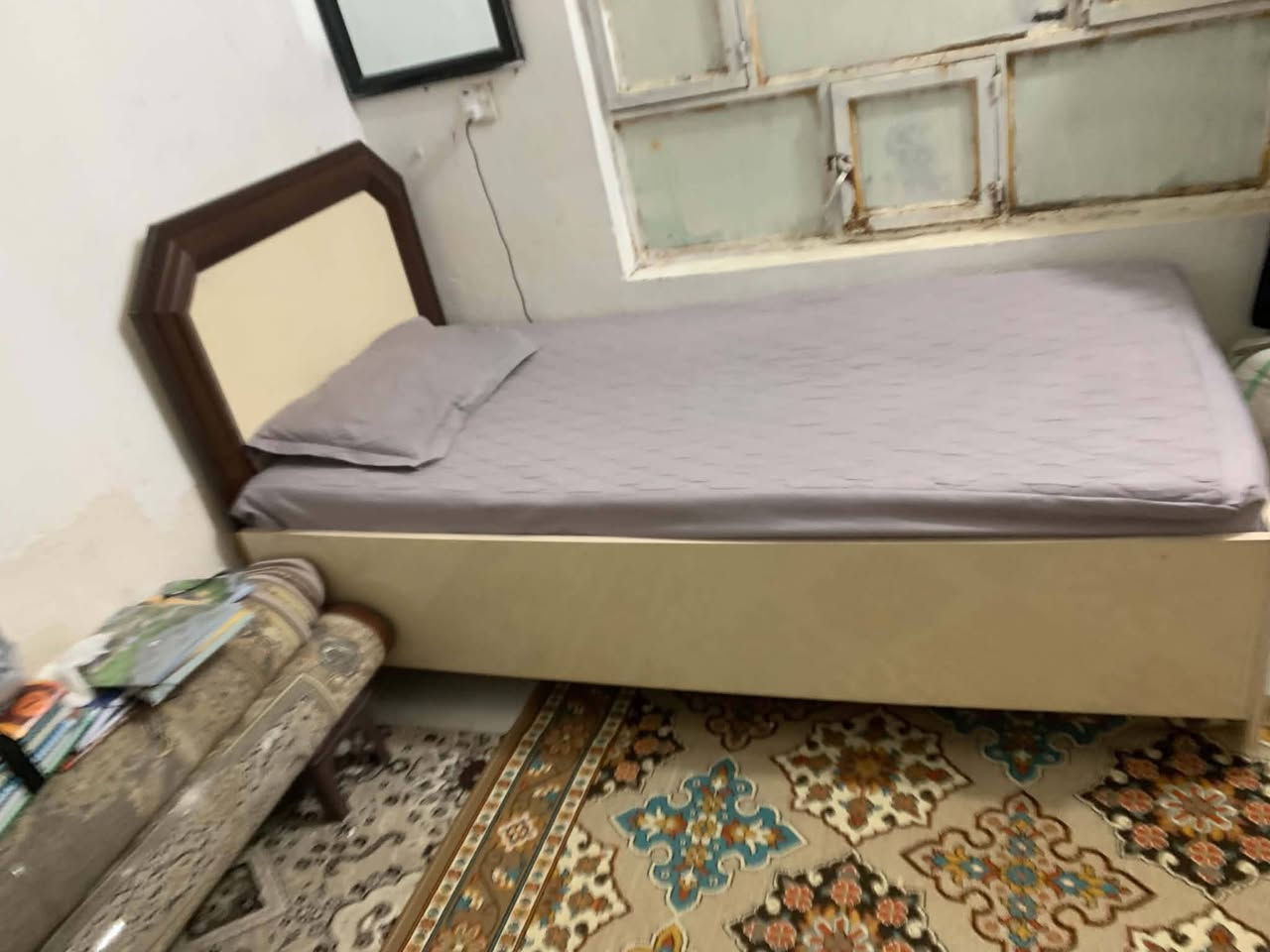 للبيع • مع مرتبة • معيبة