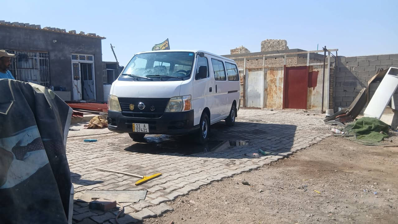 نيسان للبيع موديل ١٢ حمل كاز رقم بغداد نكليزي بسمي ***********
