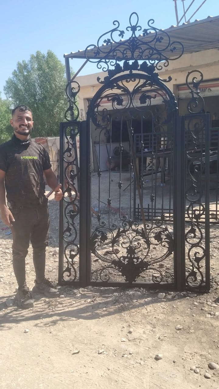 اللهم لك الحمد حتى ترضى
حداده الهدى لعمل الأبواب القاصه.
متر القاصه والملكي فقط ١٨٠ الف فقط شامل النقل والتثبيت والصبغ اساس والون سمك الحديد ٢ ملم حقيقي

القاصه والابواب الخارجيه الكلاسيك

الصبغ ال الأساس sb
الصبغ الون جوتن فلات درجه اولى
نحن مختصون في تحول الحديد الى قطع فنيه
حرفي دقيق في مجال الأبواب الداخليه والخارجيه

عمل هياكل حديديه مثل الجملونات
والبنايات وغيرها سرعه في العمل ودقه في الإتقان
***********
*********** واتساب نعمل بجميع المحافظات
