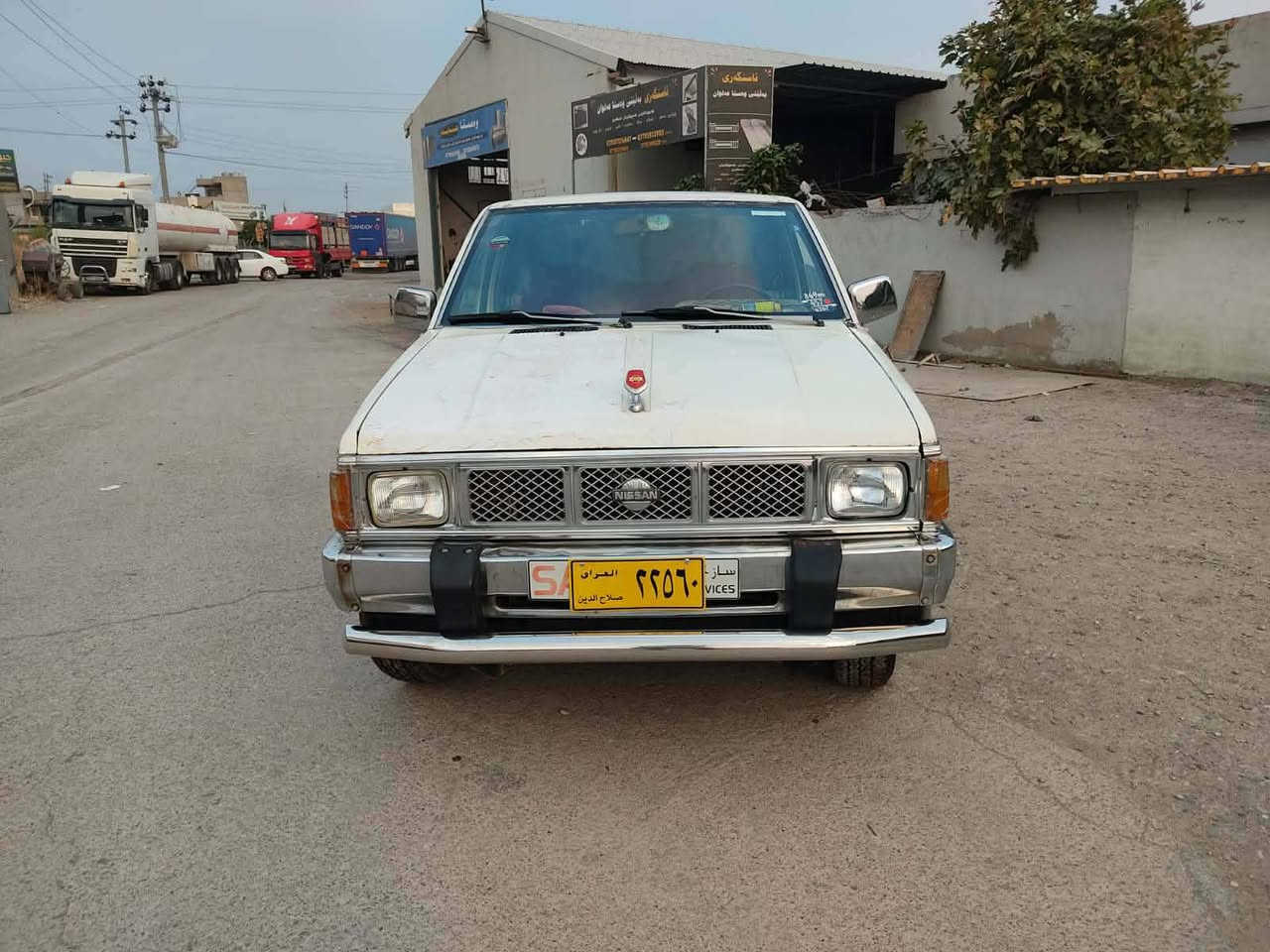 سڵاو ئە م تاکە 4قولاپە بۆ فروشتن گیر مە کینە ئە کسل کراوە بە 2002 هه موو گیانی بە شە رت کارە با ی هه مووی ئیش دە کات تای با شە ***********سلیمانی هه وار شار ئاڕم پلاستیک هه موو لیر بە شە رت
