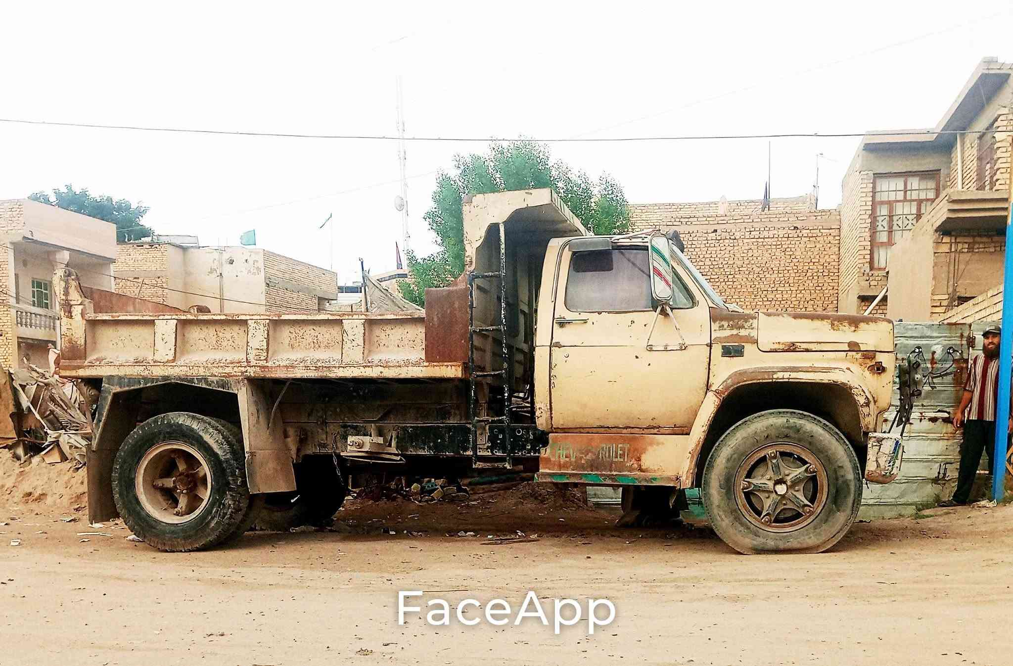 لوري شوفر • موديل ٨٢ • شغاله