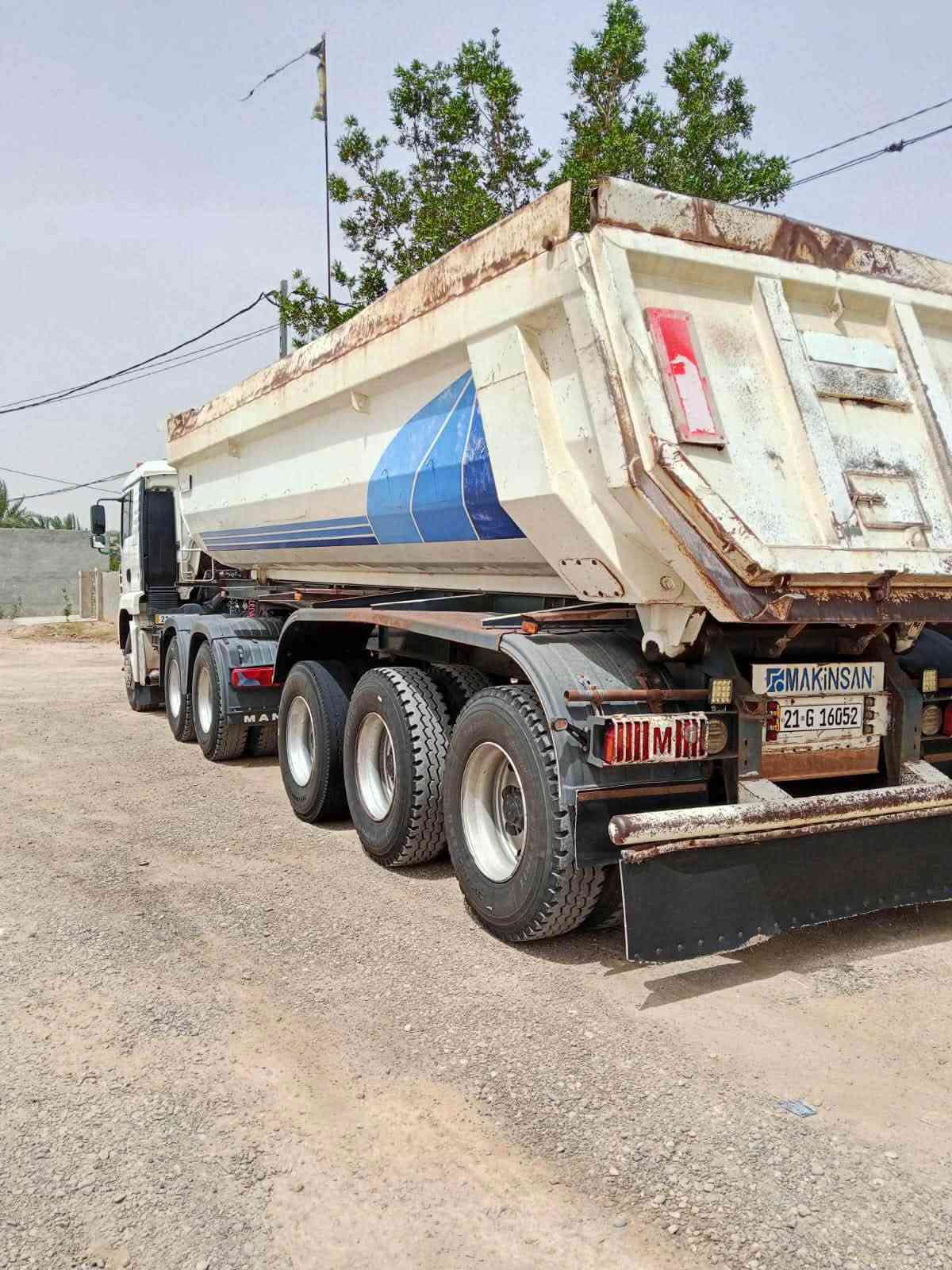 سلام عليكم للبيع مان تيكا سكس خليجي موديل 2003 مكينا 410 بم او نوزل كير قليج عربانة مكنيسان حوضي 26 متر ثلاث محاور تخم تاير جديد راس عربانة سنوية جديد تبريد ثلج ***********
