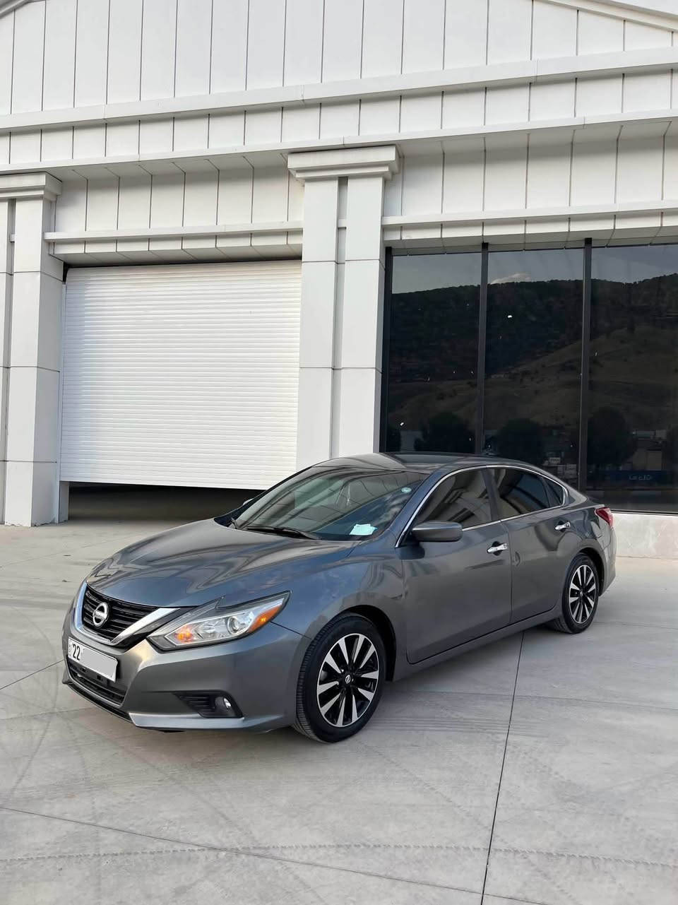 Nissan Altima 2018 plus
نيسان ئاڵتیما 2018
 
مواسفات(SV)plus ى بێ سلاید
ویل کرۆم  ، راداري پێشەوه ، راداري ئاوينه  
چوار تایەی تازەی تازە بۆ بەستراون
سەنەوی و ژینگەو ڕێگەوبانی ھەمووی تا ٢٠٣١ تازەیە 

تە نها بۆنيت بۆیاغە بێ  ناو گرتن بێ جەمپ
لەگەل  يەك بست شان  
پێش و پشت و ناو دەرگاكان هەمووي كەپسه  

گێر و مەکینە و تحویل هەمووی بە شەرتە

نرخ 109  سەد و نۆ وەرەقە و مەجالێکی کەم
ژماره موبايل 
*********** أربيل, العراق
