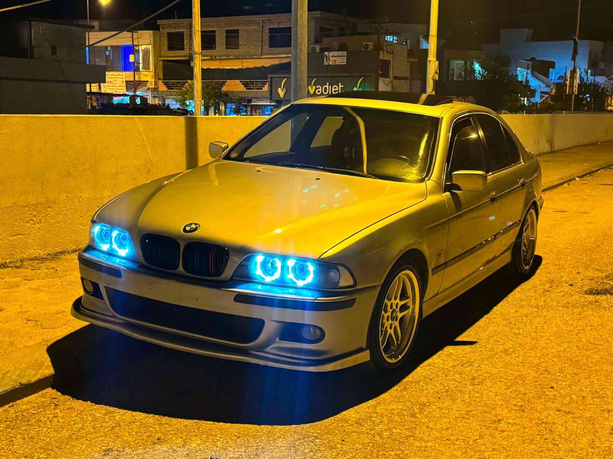 Bmw E39 * 528 ** 1999✅
Mobile / *********** 📞 Wats app
**  **  **  **  **  **  **  **  **  **
❌تکــایە ئەگەر مشتەری پەیوەندی بکە بە خــاوەنیەوە
لە نامە و کۆمێنت معــامەلە مــەکە❌

جۆری سەیــارە / بـــی ئێــم دەبلیو E39⚡
حەجمــی مەکینــە / ٥٢٨🔶
 مۆدێـــل / ١٩٩٩ ♦️
 ئاڕم پلاستیک ⭕
ئاڕم و ئەوەلیــات بــەشەرت👌
 غەرامە و پاکانە بــەشەرت📟
 مواسەفات/ 
سڵاید
دەبڵ گێـڕ 
کوشن جڵــد
 فۆڕمیکا
سوکان ڤۆلیۆم و شاشە ئایپـاد
 ئـاوێنە کارەبایی
 تــەبرید سارد و گەرم مەزبوت
 چوار تایــەو ویلی لۆک
 گێــڕ و مەکینەی لۆک
بێ دەعم و لێدراو
حیــزام بۆیاغ بۆ جوانـــی
 سەیارەکە چرکەی تیانیــە و  سەیارەی ماڵە هی مەعرەز نیە و بۆ مەسرەف مەگەڕێ
بەرەو ڕو زۆر لە وێنـــەکان جوانتر نەبوو پارەی ڕێگات ئەدەمەوە

⭕بۆ نرخ و زانیــاری زیاتر پەیوەندی بکــەن بە خاوەنی👇

ژ.م خــاوەنی☎️ / *********** 📞 واتس ئەپی لەسەرە
ناونیـشــان / پیرەمەگرون📍
