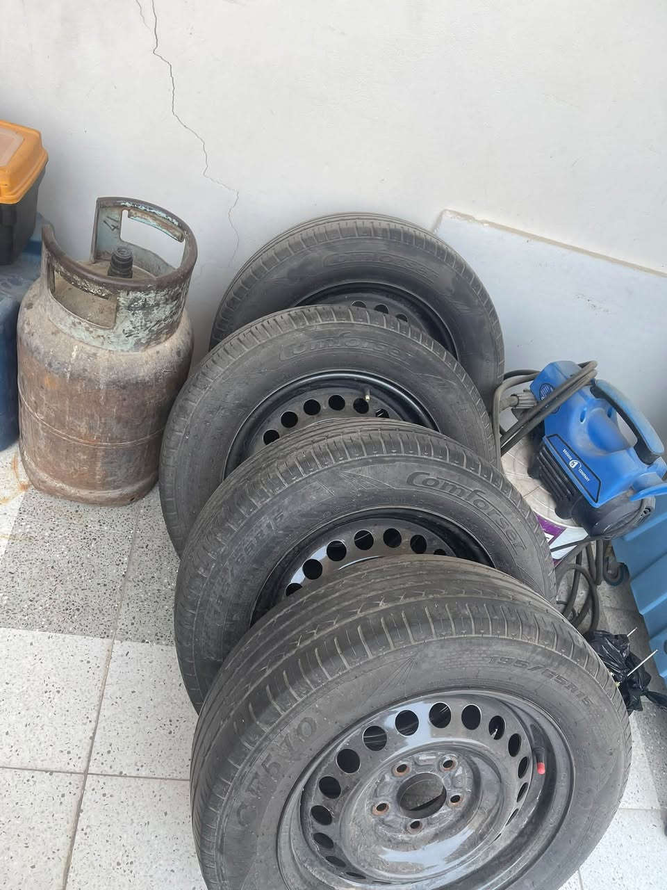 للبيع قياس ١٥ مكان بغداد الدورة ***********
