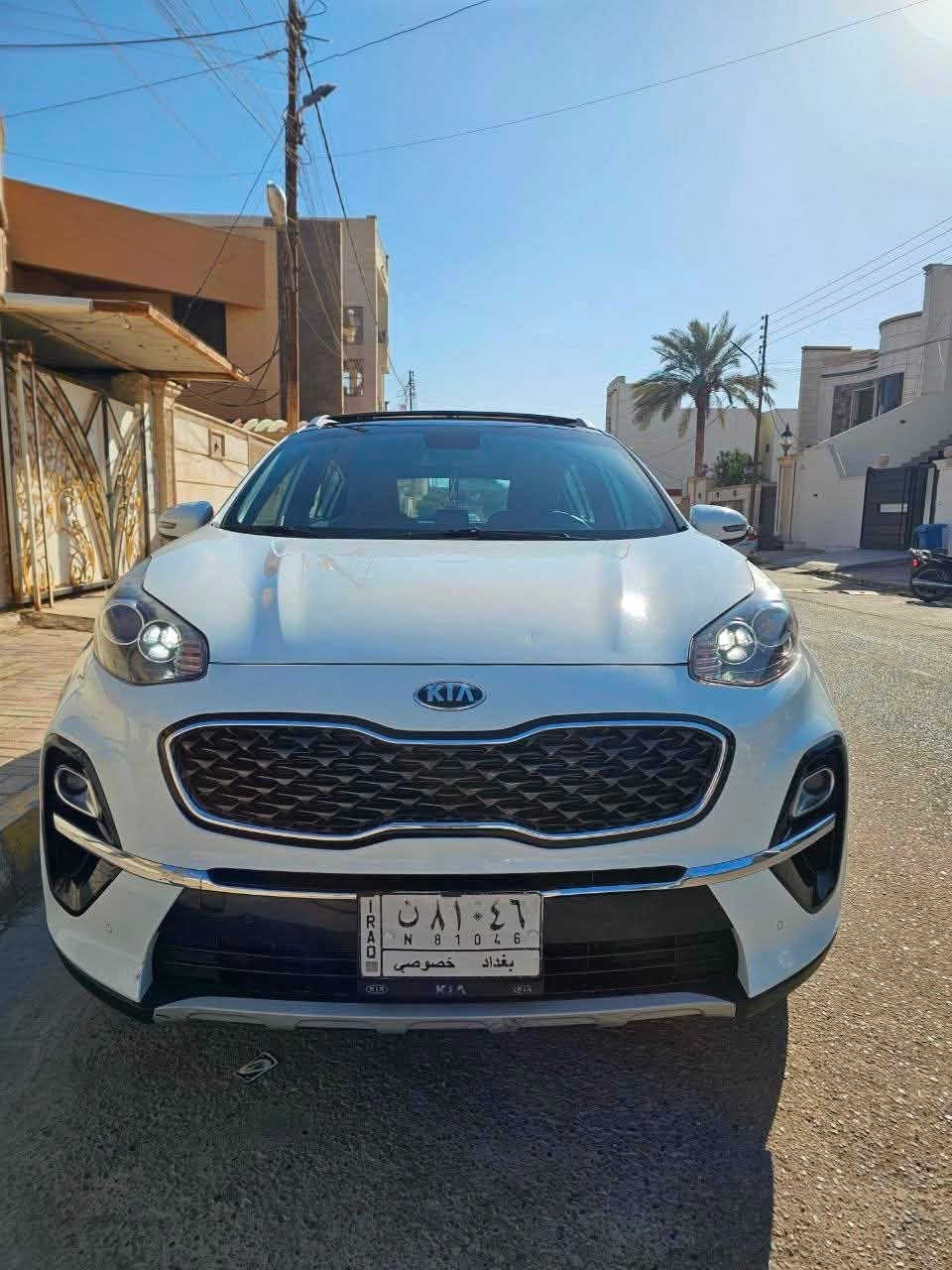 السلام عليكم
بسم الله ..

كيا سبورتج موديل 2019 خليجي

المواصفات فول ١/١ 

محرك 2000 دوش

سقف بانوراما 

بصمتين تشغيل 

بصمات ابواب 

الصندوق كهرباء 

اوتو هولد

هاند بريك بصمة

الداخل جلد

كاميرا 

حساسات امامي خلفي

مري شفط + اشاير بالمري 

شحن وايرلس

وبعد المواصفات المعروفه بالسبورتج

السياره مناقصها ولا بيها مصرف نهائي

زوج تايرات جدد

باتري جديد

.

السونار مرفق بالصور 

السياره بيها ٣ قطع تبديل شركة (بدون صبغ) 

السيارة ماشية 150.000 وقابل للزيادة

سعر السياره 165 $ وبيها مجال بسيط حيل 

***********
مكان السيارة الانبار - الرمادي
