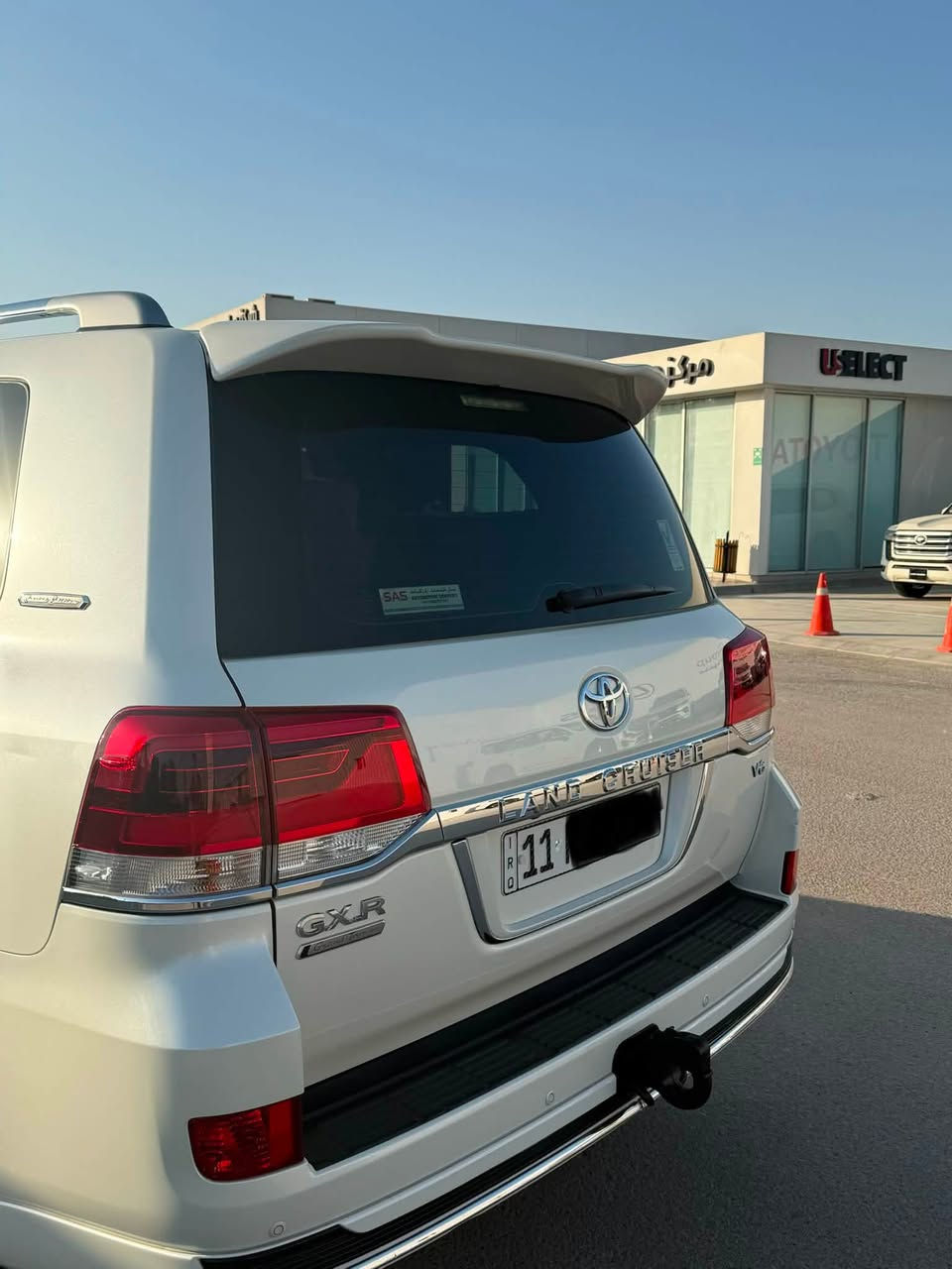🚘 للبيع | تويوتا لاندكروزر 2019 وايت إديشن 🚘

✨ فول مواصفات | SAS باب أول | على وضع الشركة (بالكارتون)

✅ موديل: 2019

✅ فئة : White Edition كامل 

✅ الممشى: 132 ألف كم حقيقي

✅ مكفولة كفالة عامة من كل شيء

✅ سيارة نظيفه جداً وجاهزة، لا تحتاج أي مصروف

أبرز المواصفات:

🔻 SAS باب أول 

🔻دبل ماوس

🔻فتحة سقف

🔻بصمة تشغيل

🔻شاشة وكالة 

🔻شباك أمامي أبيض مع نيكل

🔻ثلاجة

🔻شاحن لاسلكي للموبايل

🔻مرايا طي أوتوماتيك

🔻مرايا قلاب

🔻كشنات كهرباء (2)

🔻داخلية جلد عسلي

🔻طفاية حريق

🔻والعديد من المواصفات الأخرى المعروفة سـاز  

📄 رقم بغداد باسمي

✅ هزّة وسنوية مجددات

📍 العنوان: بغداد - كريعات 

📞 للاستفسار: ***********
