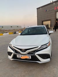 تويوتا كامري 2023 Xle ماشيه 35 الف جديده  *  ضرر جاملغ وبونيد مصلحات  ...