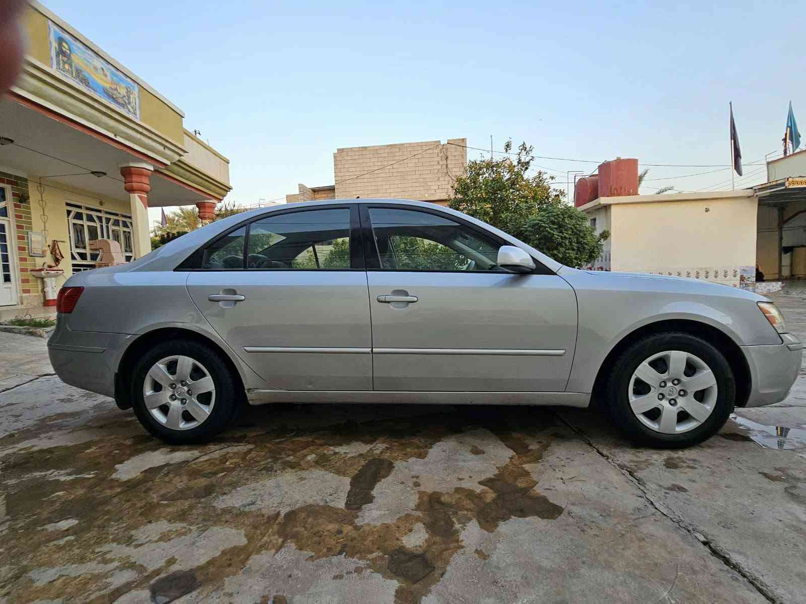 سلام عليكم للبيع سوناتا 2010 رقم اربيل بسمي  سياره كفاله عده البنيد صبغ اثر جراد بدون ضرر تخم تاير جديد  مكينه 4 سلند 2400  
مكفوله تبريد ثلج صدر كفاله
السعر 117 وبيه مجال 
المكان ديالى بعقوبه 
***********
