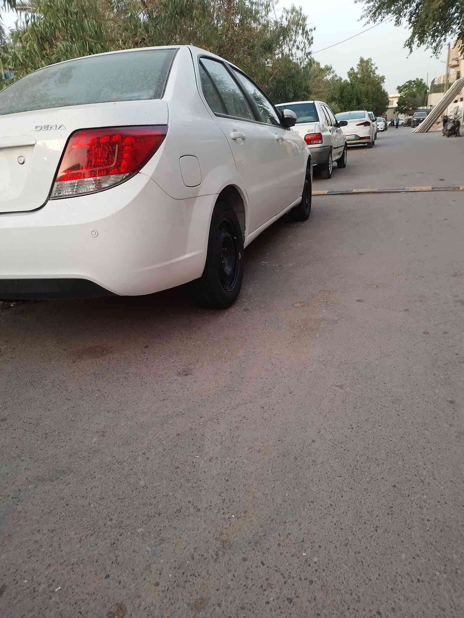 السلام عليكم عندي دنا أيراني موديل 22 گير عادي رقم بغداد بأسمي السياره بعدها شركه أذا اكو مراوس ترافرس او أكاديا سيارتي سعرها 73
