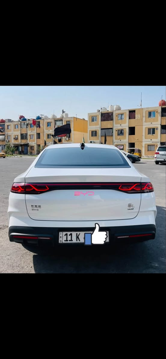 السلام عليكم
للبيع BYD QIN L 

موديل. 2025

فول مواصفات اعلى فئة بل QIN L

داخل ابيض 

13 كامرا 13  رادار بانوراما وهواي مواصفات 

سياقة ذاتية /

بصمه وكارت وشاحنه اصلية وبم هوى وكاعيات اصليات ملحقاتهة كلهه كاملة 

بطارية 🔋 120 كيلوو اعلئ بطارية منفذين شحن 

نشره داخل الوان ثابت ومتغير 

 اشكد ما احجي المواصفات متخلص

السيارة بسمي تحويل ثاني يوم رقم بغداد 

ماشية 5000 خمستالاف الكولي 

م هـ *********** 

السعر 26500 سته وعشرين مليون ونص 

السيارة عنوانه بغداد
