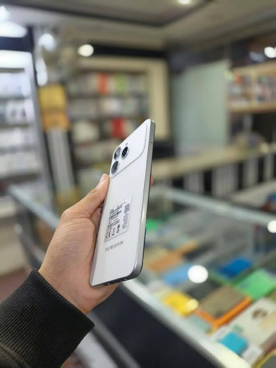 السلام عليكم
‏هاتف Tecno Spark 40 جديد صار يومين من شتريته وجتاجيت اريد ابيعه سعر 250 بيه مجال
 ***********
