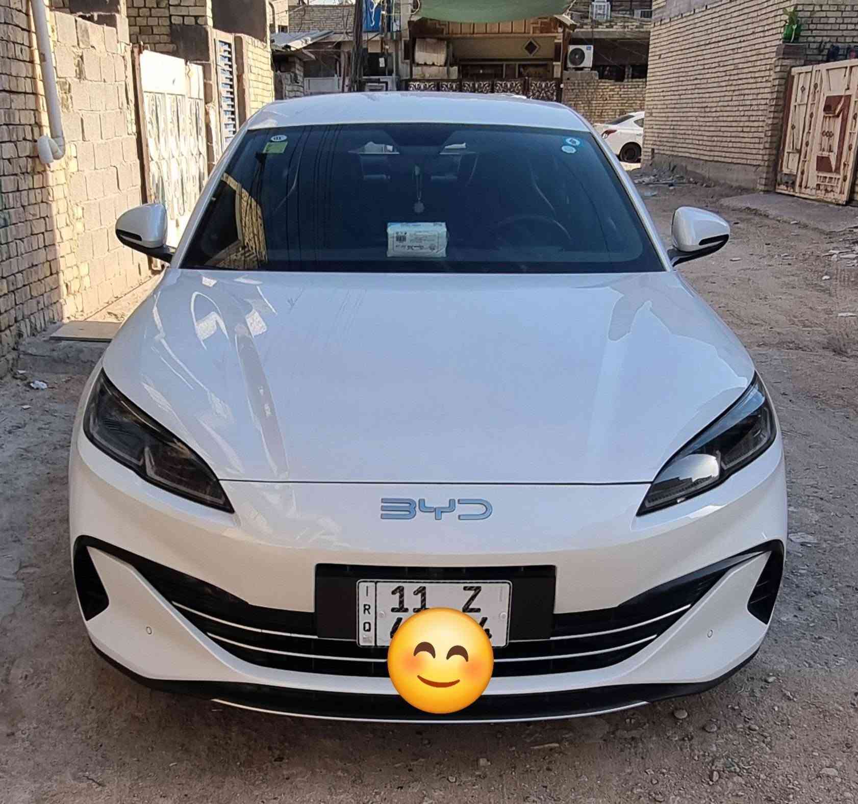 السلام عليكم
للبيع byd  سيل 06

مكفوله كفاله عامه  رقم بغداد  ماشيه 22 الف اللون ابيض داخل اسود السعر  24  مكان السياره بغداد للاستفسار الاتصال
***********
