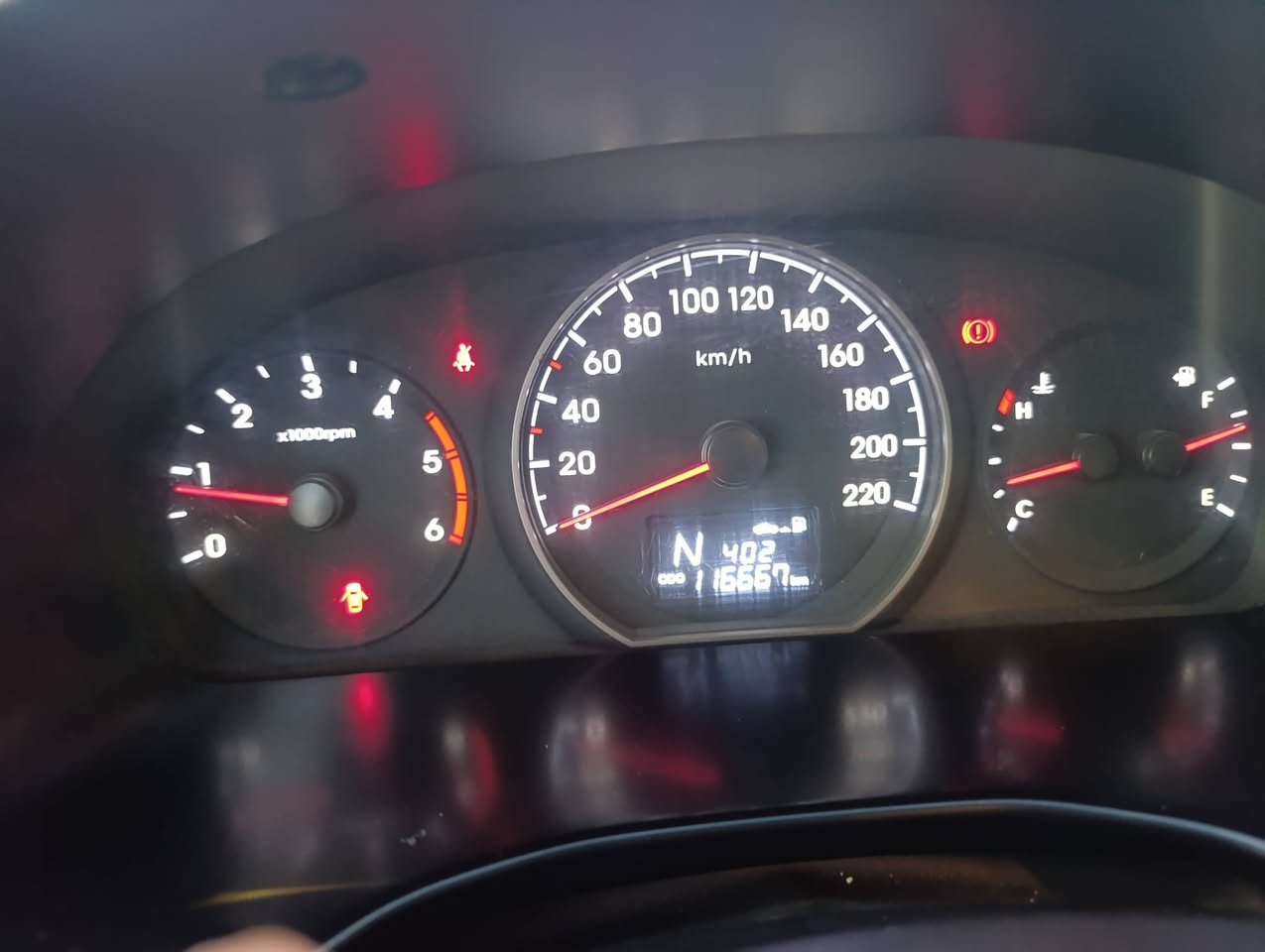 سلام عليكم ستاركس موديل 2021 مخلوطه كفالة عامه ماشيه 116سعر خاص مكان سيارة ناصريه ***********
