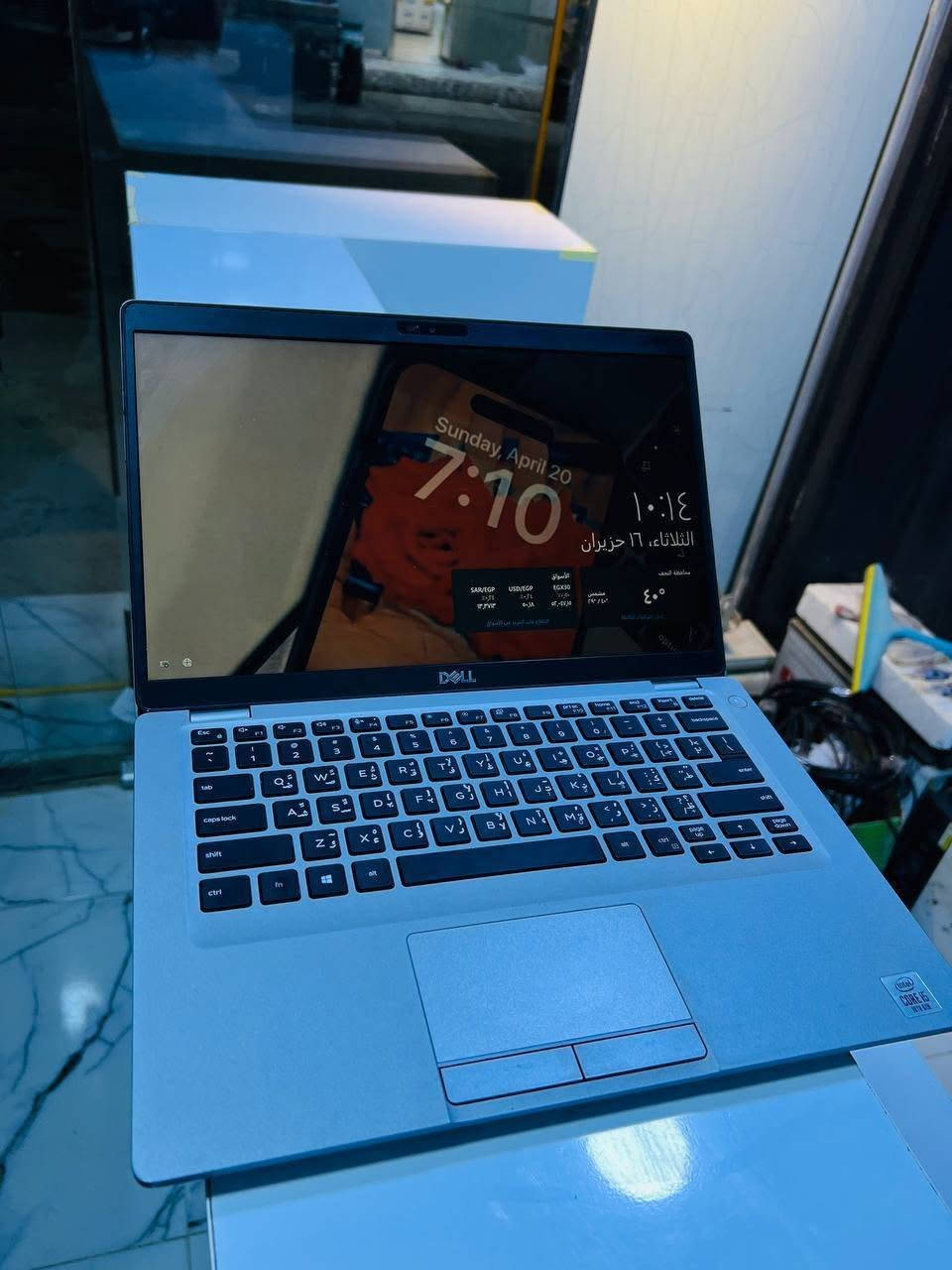 💻 لابتوب Dell للبيع
🔹 المعالج: Intel Core i5-10210U الجيل العاشر
🔹 السرعة: 1.60GHz وتصل إلى 2.11GHz
🔹 الرام: 16GB RAM
🔹 التخزين: 256GB SSD NVMe
🔹 كرت الشاشة: Intel UHD Graphics
🔹 النظام: Windows 64-bit
🔹 الشاشة: غير لمس
🔹 الجهاز سريع ومناسب للدراسة، العمل، التصفح والبرامج.

📌 الجهاز مستخدم وبيه بعض الخدوش الخارجية مثل ما واضح بالصور، لكن شغال.

💰 السعر: 300 ألف قابل للتفاوض بالمعقول

📍 المكان: النجف
رقم : ***********
