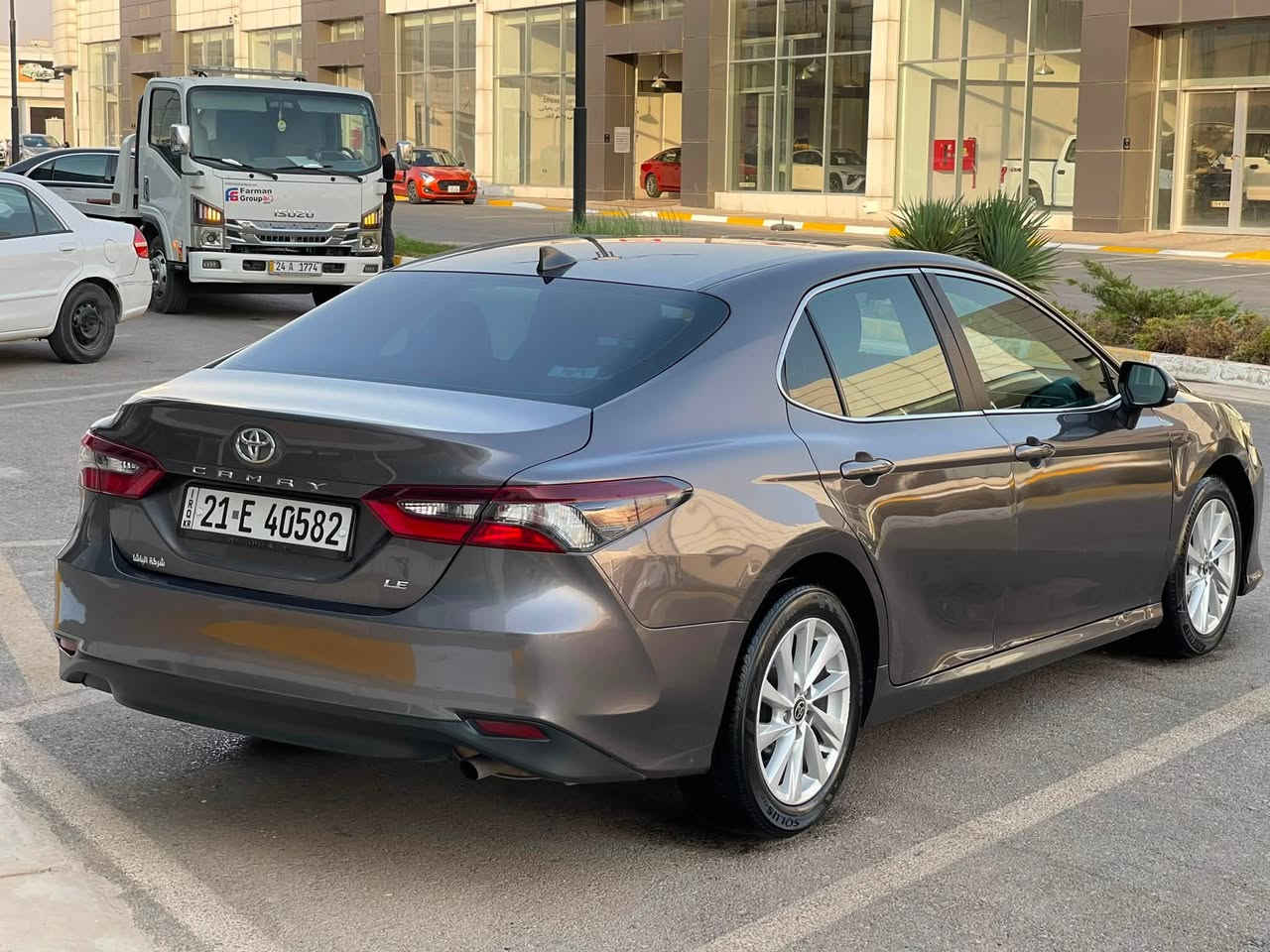 Toyota camry 2022le
گێر و مەکینە: نەکراوەتەوە بەشەرت
٤ پارچه بۆیاخ پێش کەپس
ئێرباگ: بەشەرت، هیچ ئێرباگێکی تەقینی نییە
سەنەوی تازە
تایبەتمەندی و مواسەفاتەکان:le
ڕاداری دیاریکردنی خێرایی (Cruise Control / Speed Limiter)
 سیستەمی ئاگادارکردنەوەی خەتی جادە (Lane Departure Warning)
 ٣ باری لێخوڕین: Eco / Normal / Sport
 شوێن: سلێماني
١٤٧ معامله
ژمارەی پەیوەندی: ***********
0️⃣7️⃣7️⃣2️⃣3️⃣8️⃣5️⃣4️⃣7️⃣1️⃣2️⃣
الموديل: 2022 (فئة LE)
حالة البودي: 4 قطع مصبوغة (بدون دواخل / الشاصي والتكاحل بشرط)
الماكينة والقير: عاالشرط ولم يتم فتحهم نهائياً
 الإيرباگات: سليمة 100% (لم يتفعل أي إيرباگ)
السنوية: مجددة/حديثة
تحويل وكاله نفس يوم
المواصفات:
رادار وتحديد سرعة
 نظام تنبيه الخروج عن المسار (خط الجادة)
3 أوضاع قيادة (Eco / Normal / Sport)
الموقع: السليمانية
سعر.١٤٧ معاملة
 رقم الهاتف: ***********️⃣7️⃣7️⃣2️⃣3️⃣8️⃣5️⃣4️⃣7️⃣1️⃣2️⃣
