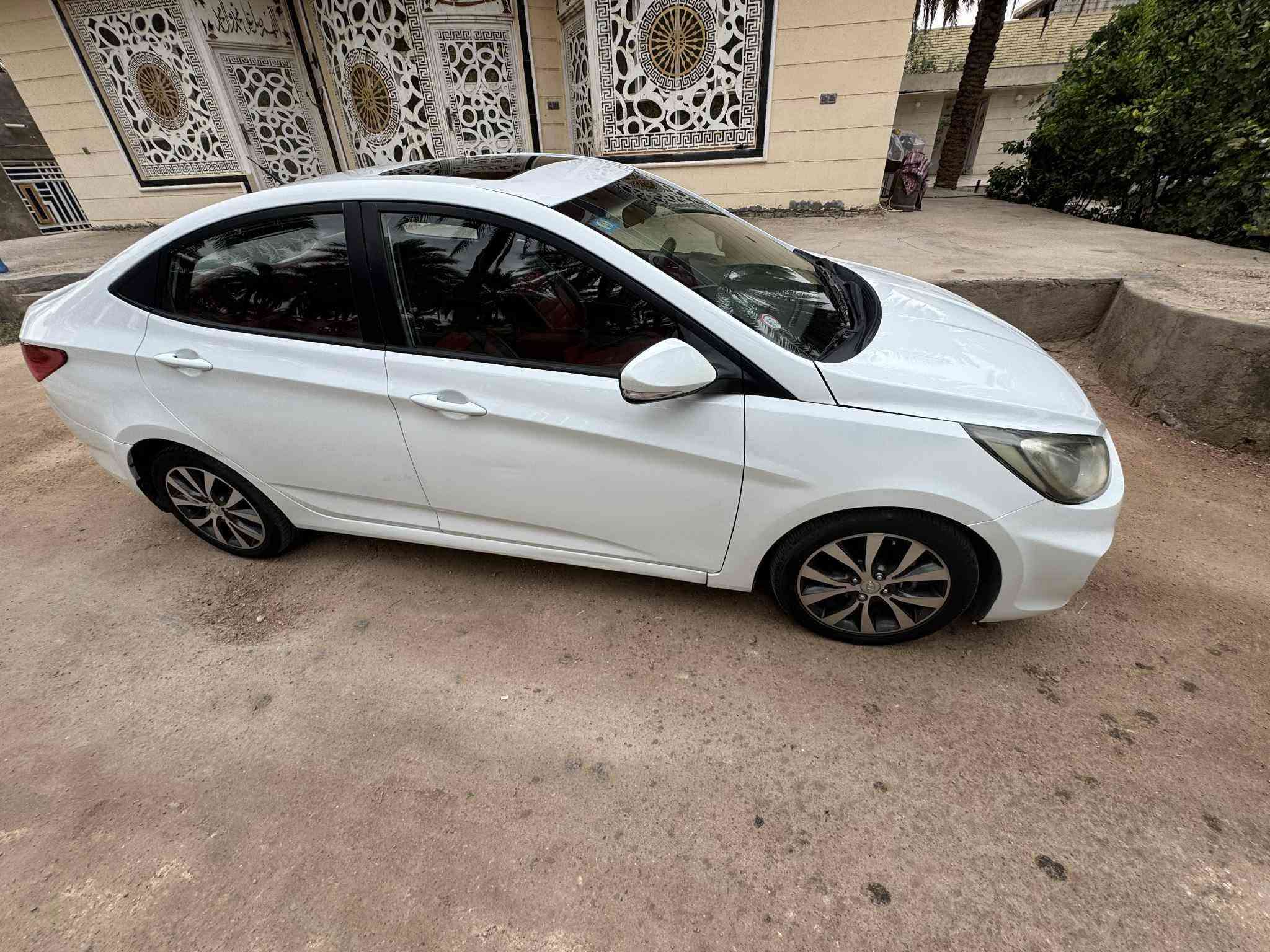 اكسنت • ٢٠١٥ • فول مواصفات