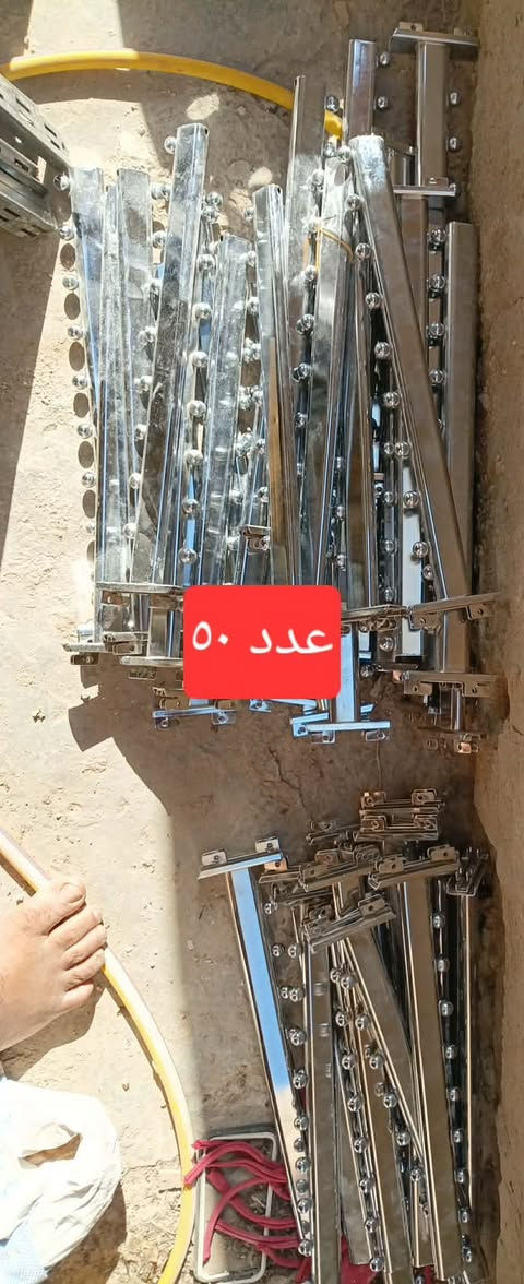 السلام عليكم
ستاند مساطر اسود 

تعاليك سلبرات 
كرسي
رقم ***********
