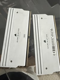 رام ٣٢GB • DDR5 ٧٢٠٠Hz • كورساير دوميناتور RGB