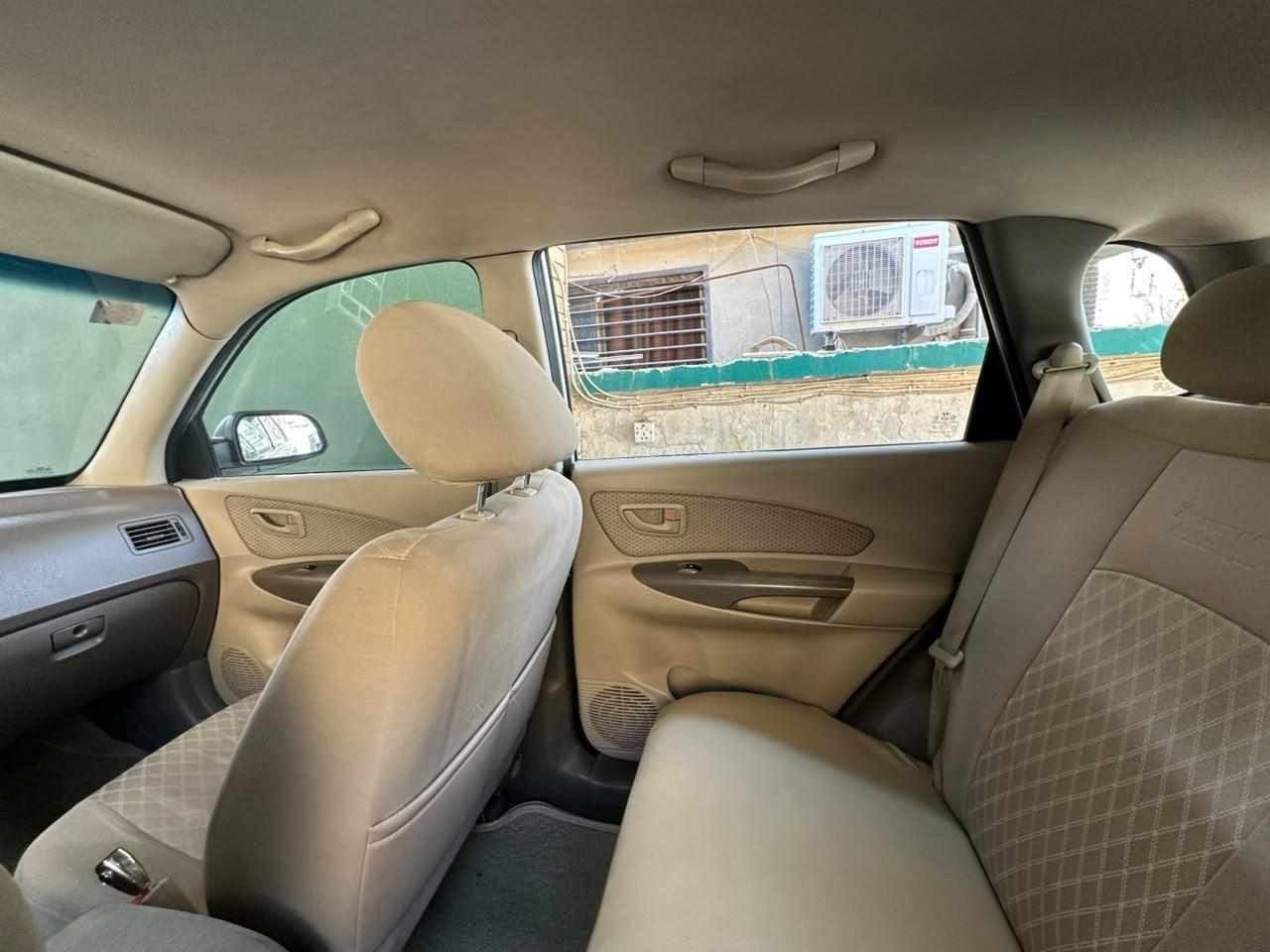 السلام عليكم،

 للبيع  توسان ٢٠١٠ خليجي شركة العامة 

فور ويل نظيفة جداً ماشية ١٢٤ الف 

بدون ضربة او بارد او رصعات ولا چلح ، كلشي شغال بيها و عالفحص 

طخم تاير و بطارية جدد استخدام قليل السبير المقدس هانكوك الاصلي ما مستخدم ، 

مكان السيارة شارع فلسطين 
للاستفسار اتصال على  : ***********
السعر : ١١٨ $
