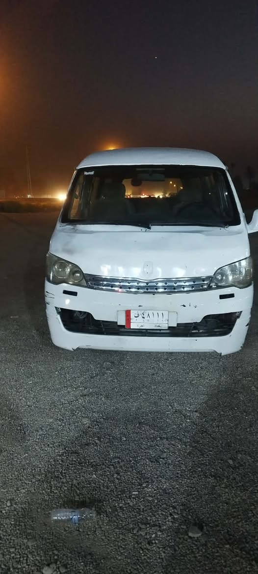 جنبي H1للبيع رقم بغداد شرط التحويل مصفره من كلشي كير ومحرك واكسل خير من الله ***********واتساب   مكلف بالنشر 
السعر ٦٥. وبي مجال
