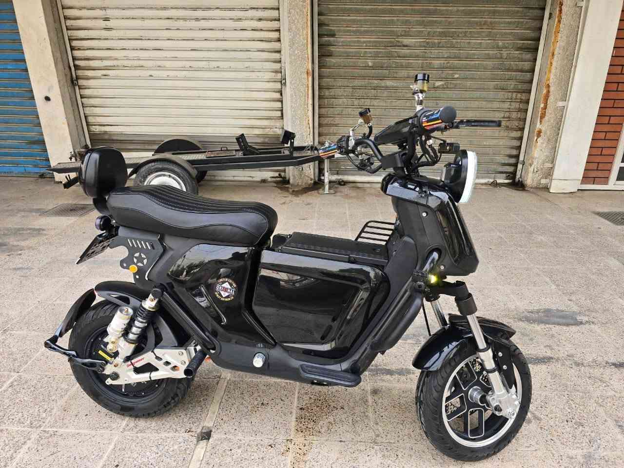 دراجة شحن • بطارية ليثيوم • فول مواصفات