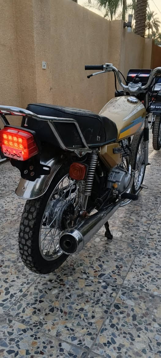 سلام عليكم دراجه اربعه كير مديل 19 كلك دراجه مثل لي بل صوره سعر 350 وبيه مجال لطيبين مكاني كربلاء طريق بغداد عامود 54 خلف جامعت زهراء ***********
