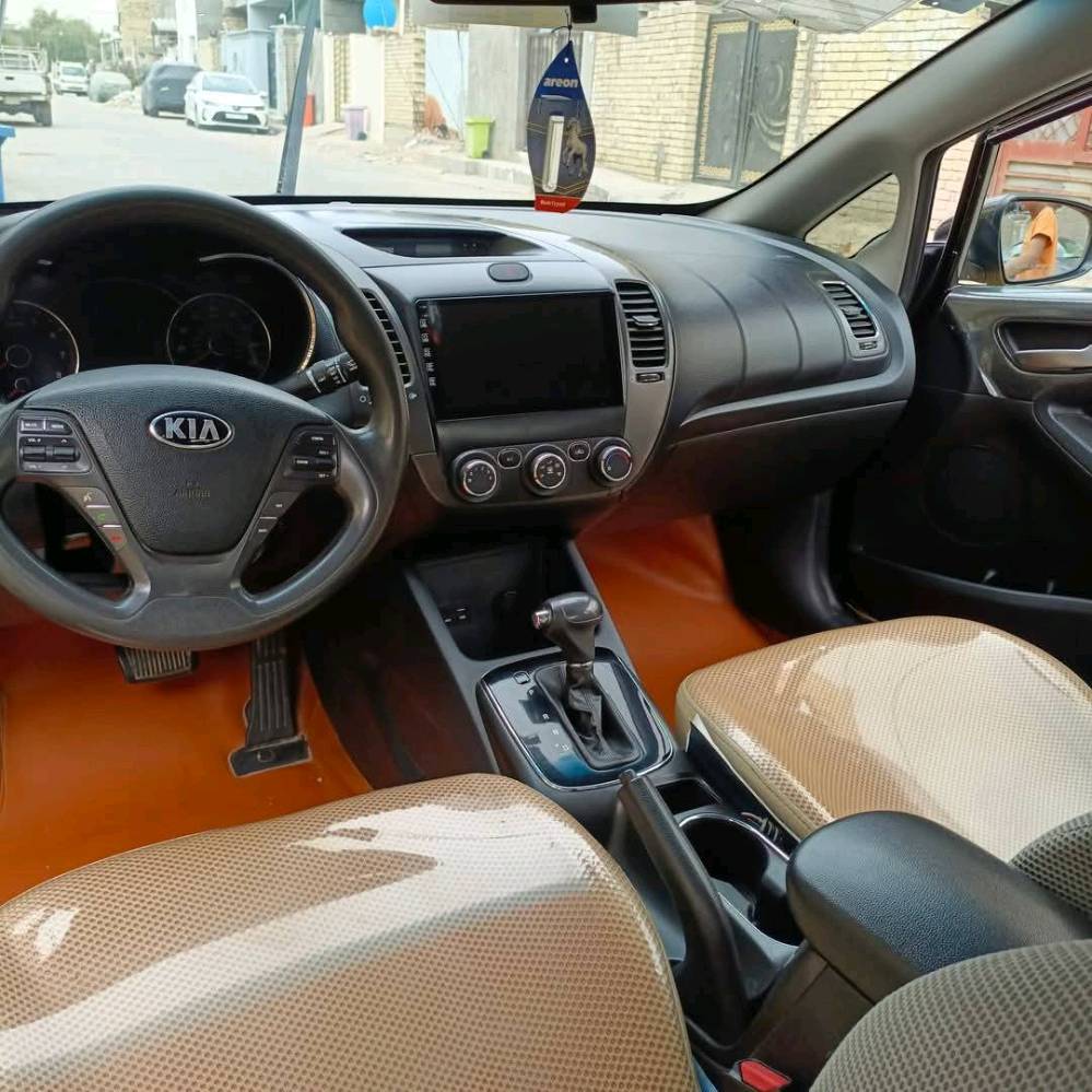 🚗 فورتي موديل 18 أمريكي
🔹 الحادث: جامِلَغ خلفي
🔹 محرك 2000 دوج مرغوب
🔹 كير خير من الله
🔹 تحكم ستيرن جهتين
🔹 محور غاز وبانزين
💰 السعر: 115 ورقة
وبيه مجال 
الرقم ***********