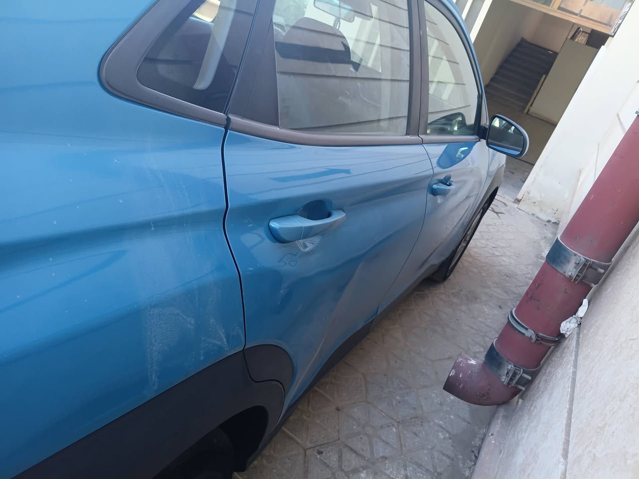 كونا موديل 2019 
وارد امريكي
محرك 2000 دوش 
دفع رباعي 
ماشية 68الف ميل 
الحادث والسونار بالصور
السعر 135 ورقة
***********
