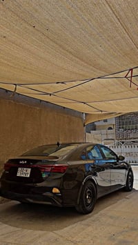 كيا فورتي للبيع  مكينه الفين دوش المرغوب  نص مواصفات  شاشه كبيره  كامر...