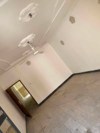 بيت ٣ غرف • موقع مميز • مناسب نشاط تجاري