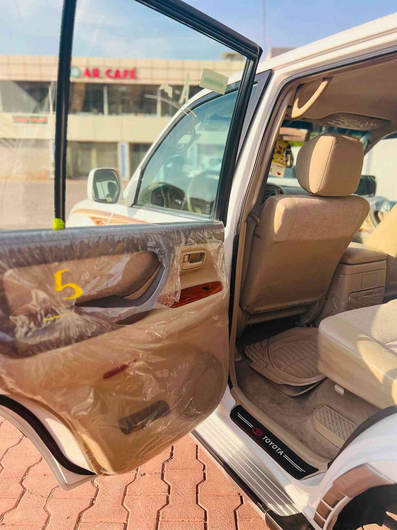 مۆنیکا ٢٠٠٥ • ٢١٧٠٠٠ كم • سند ٢٠٣١